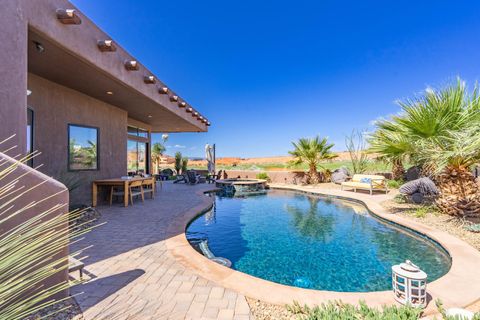 Tiny photo for 3202 S SANDSTONE DR, Hurricane, UT 84737 (MLS # 26-273073)
