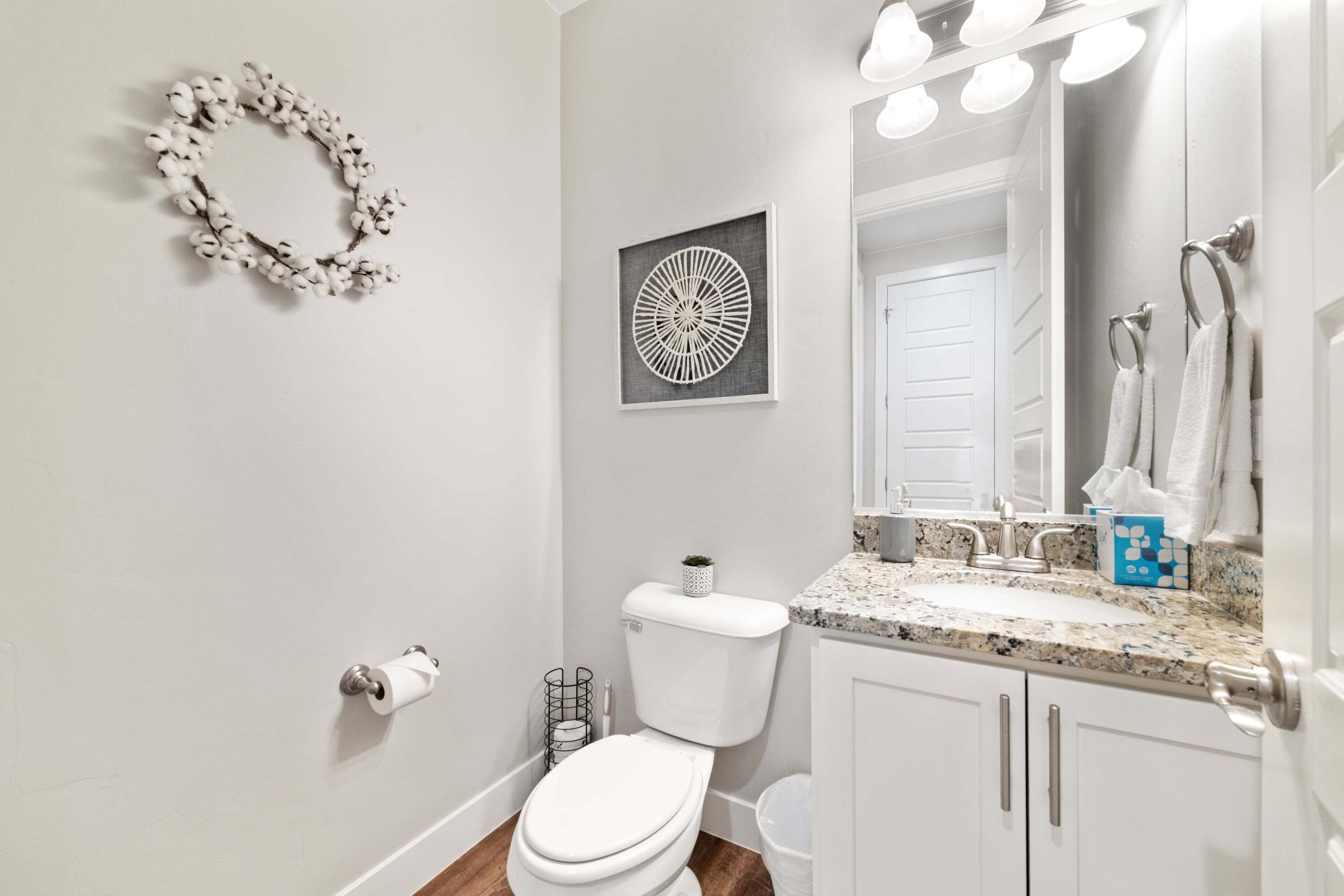 ESCAPES AT THE LEDGES - Residential