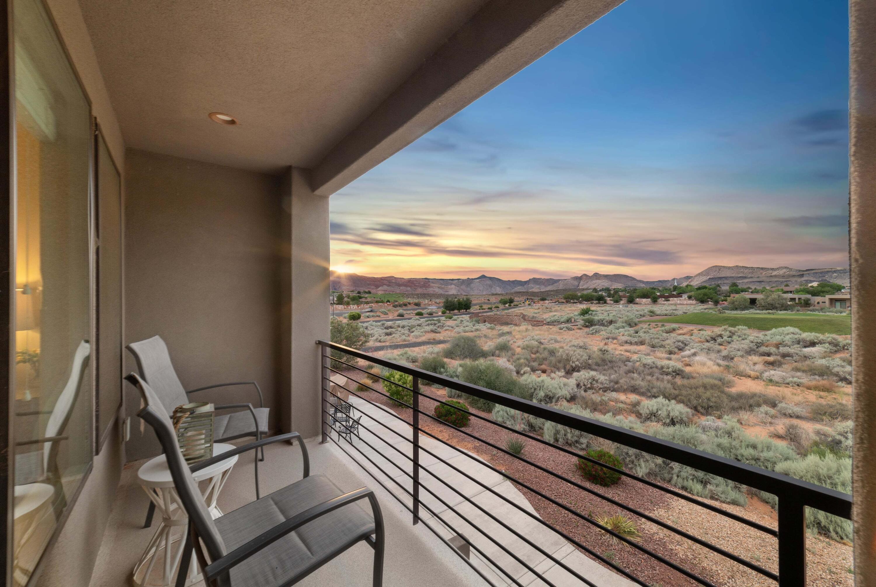 ESCAPES AT THE LEDGES - Residential