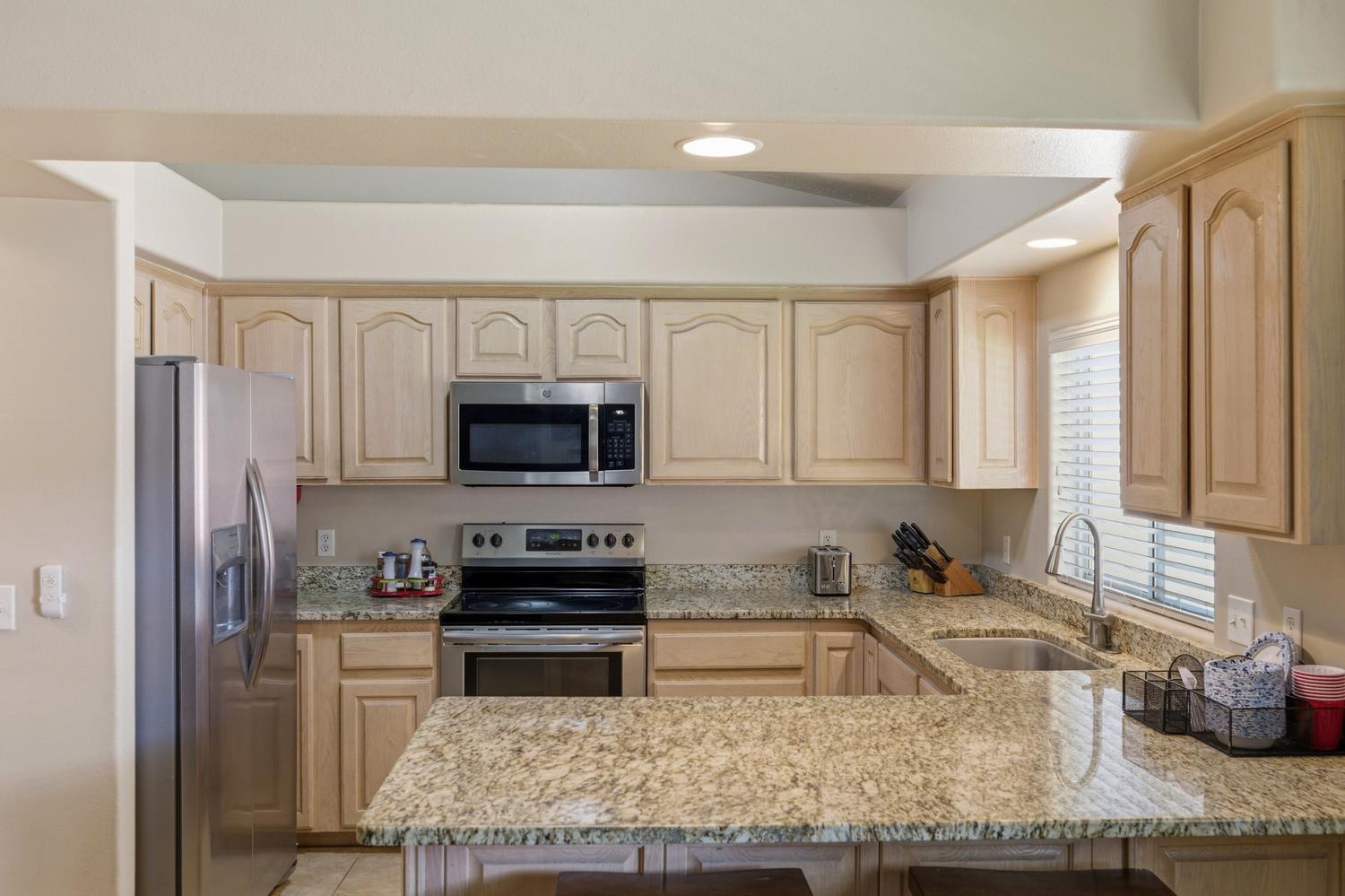 SHADOW MOUNTAIN - Residential