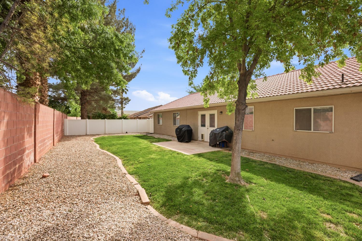 SHADOW MOUNTAIN - Residential