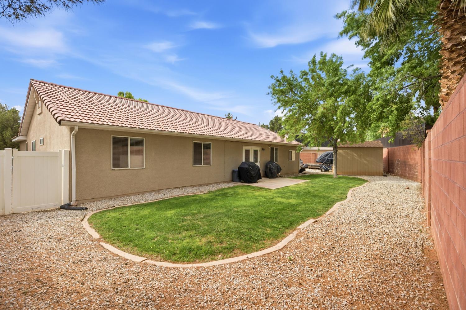 SHADOW MOUNTAIN - Residential