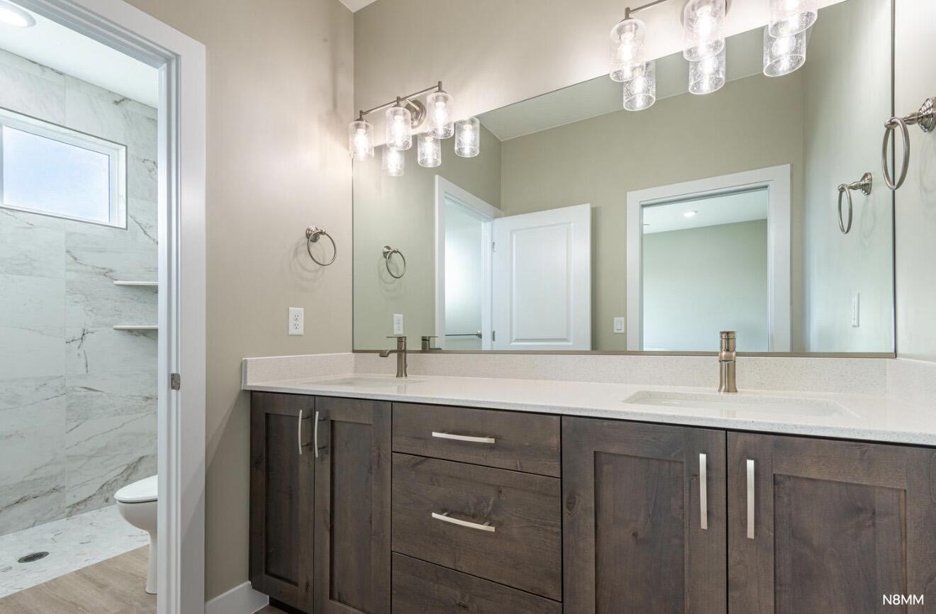 PEREGRINE POINTE WEST - Residential