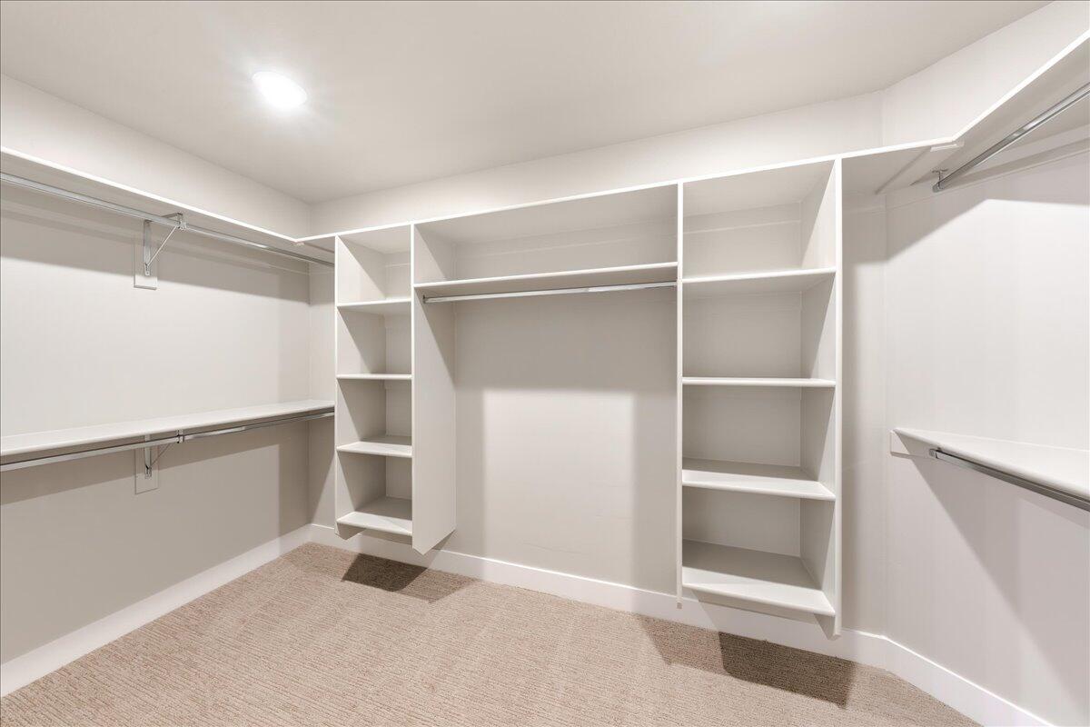 HURRICANE HEIGHTS TOWNHOMES - Residential