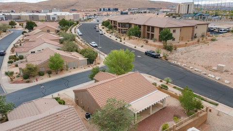 Tiny photo for 4452 S Laurel Green DR, Saint George, UT 84790 (MLS # 26-276677)
