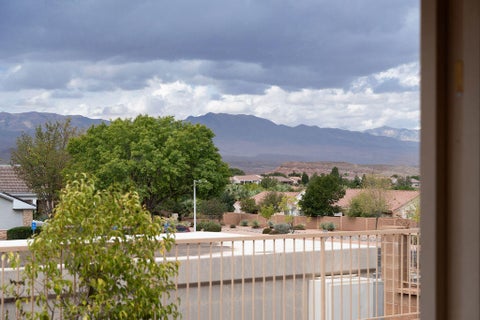 Tiny photo for 4452 S Laurel Green DR, Saint George, UT 84790 (MLS # 26-276677)