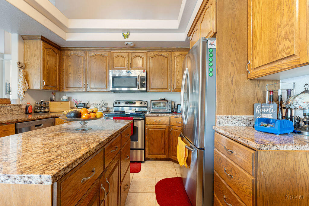 BLOOMINGTON LANE - Residential