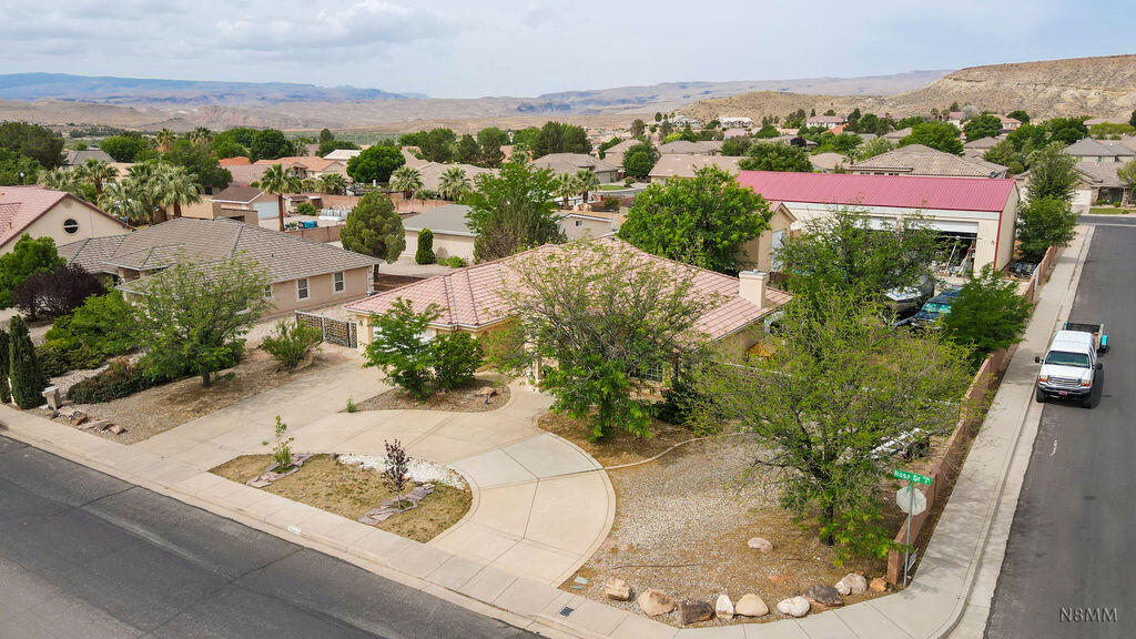 BLOOMINGTON LANE - Residential