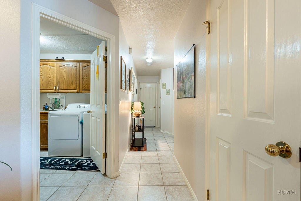 BLOOMINGTON LANE - Residential
