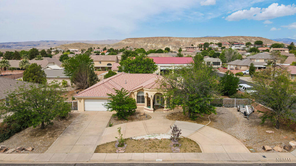 BLOOMINGTON LANE - Residential