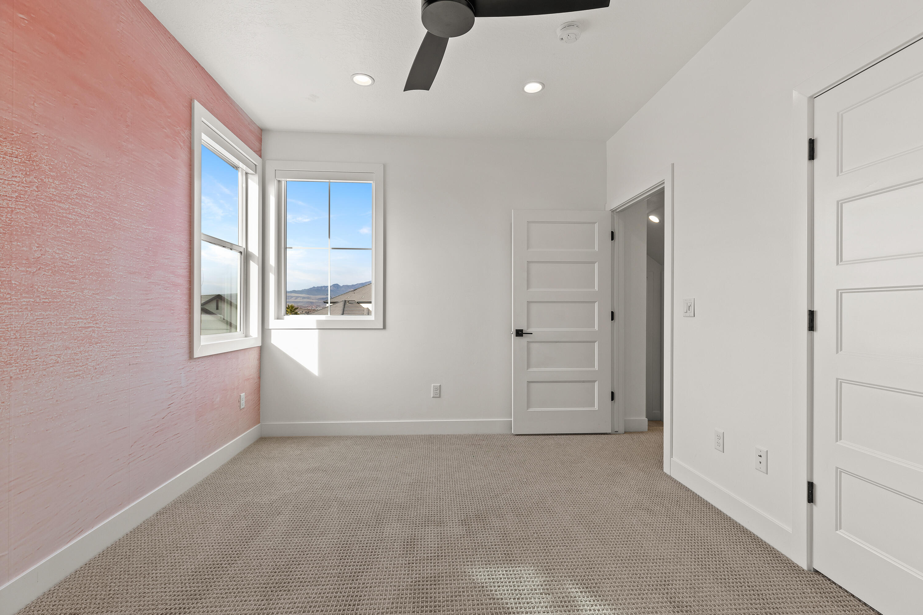 MAPLE ESTATES - Residential