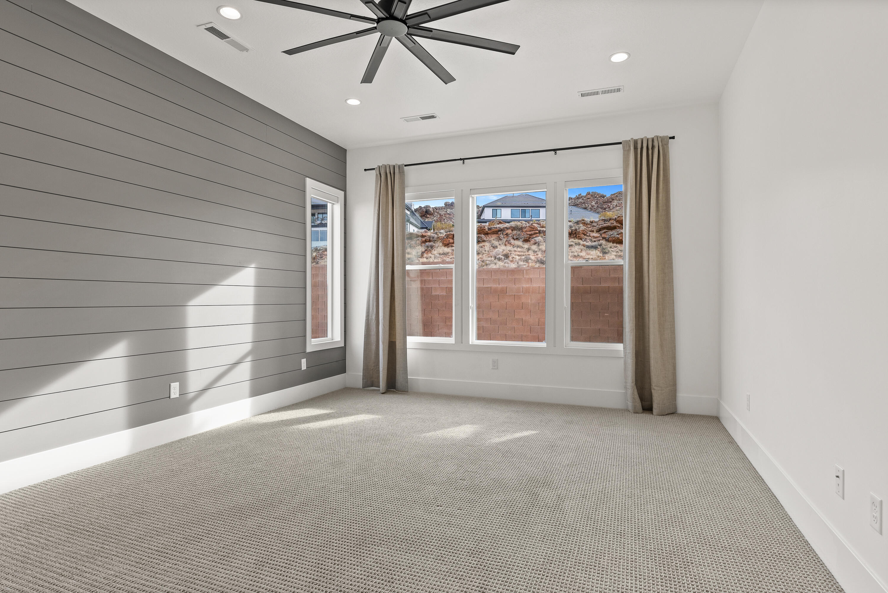 MAPLE ESTATES - Residential