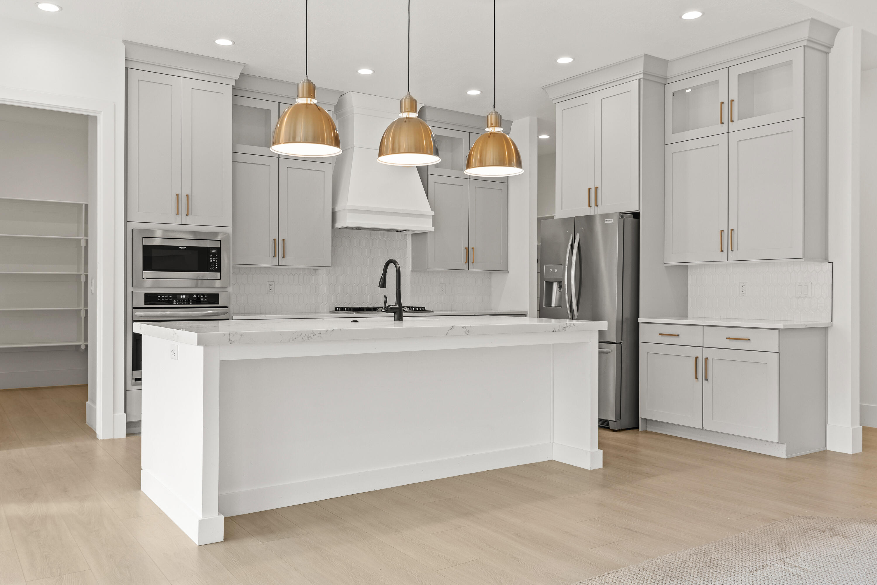 MAPLE ESTATES - Residential