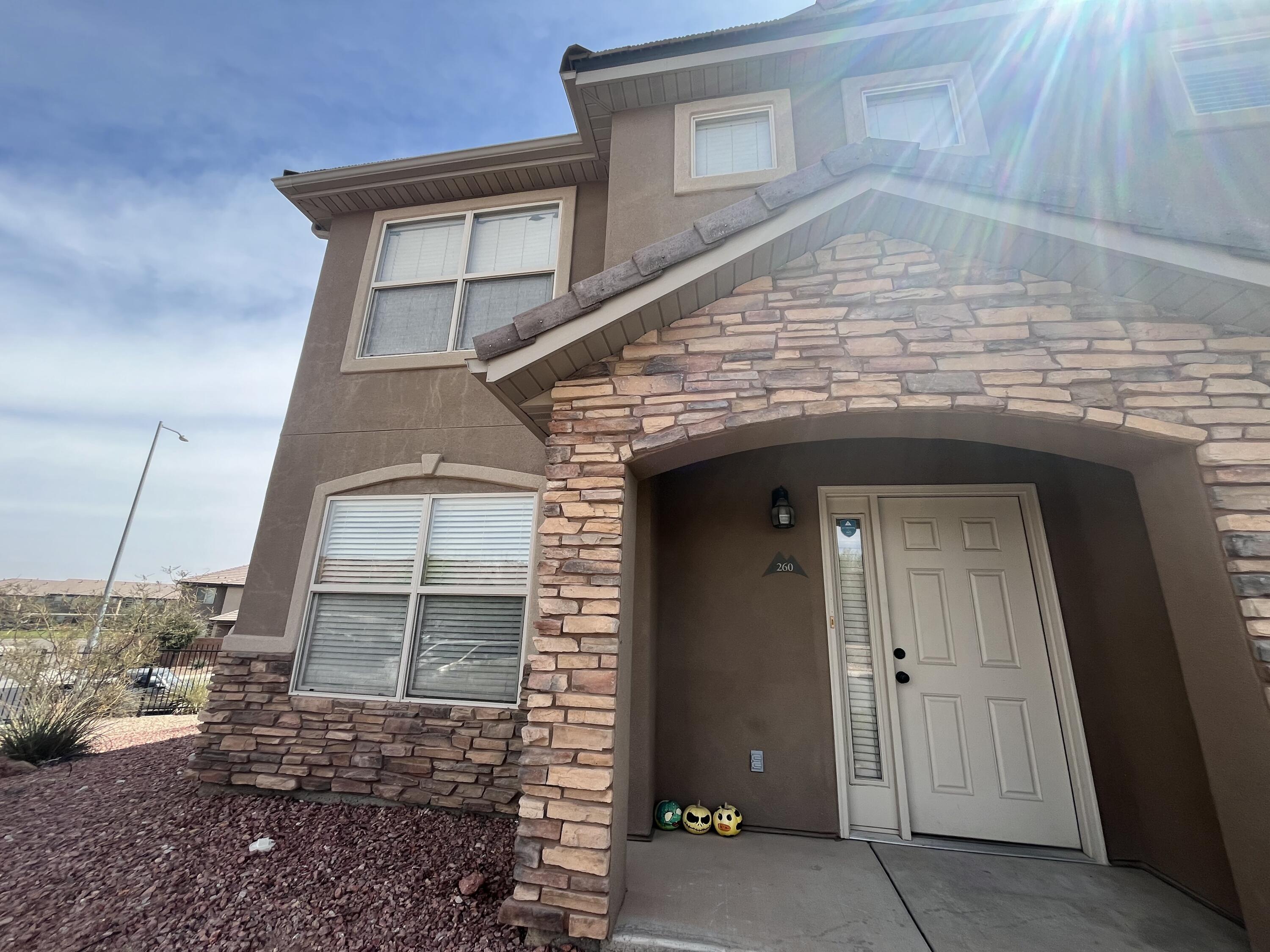 HIDDEN VALLEY TOWN HOMES - Residential