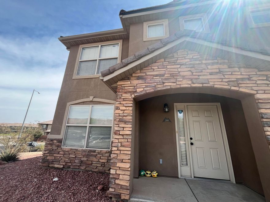 End unit! Calling all investors! Hidden Valley are some of the best and most consistent rental properties out there. This unit is rented through Jan 2027, which means immediate income on day 1. 
HOA dues listed reflect the dues change happening 4/1.
Tenant-occupied, more photos coming soon.