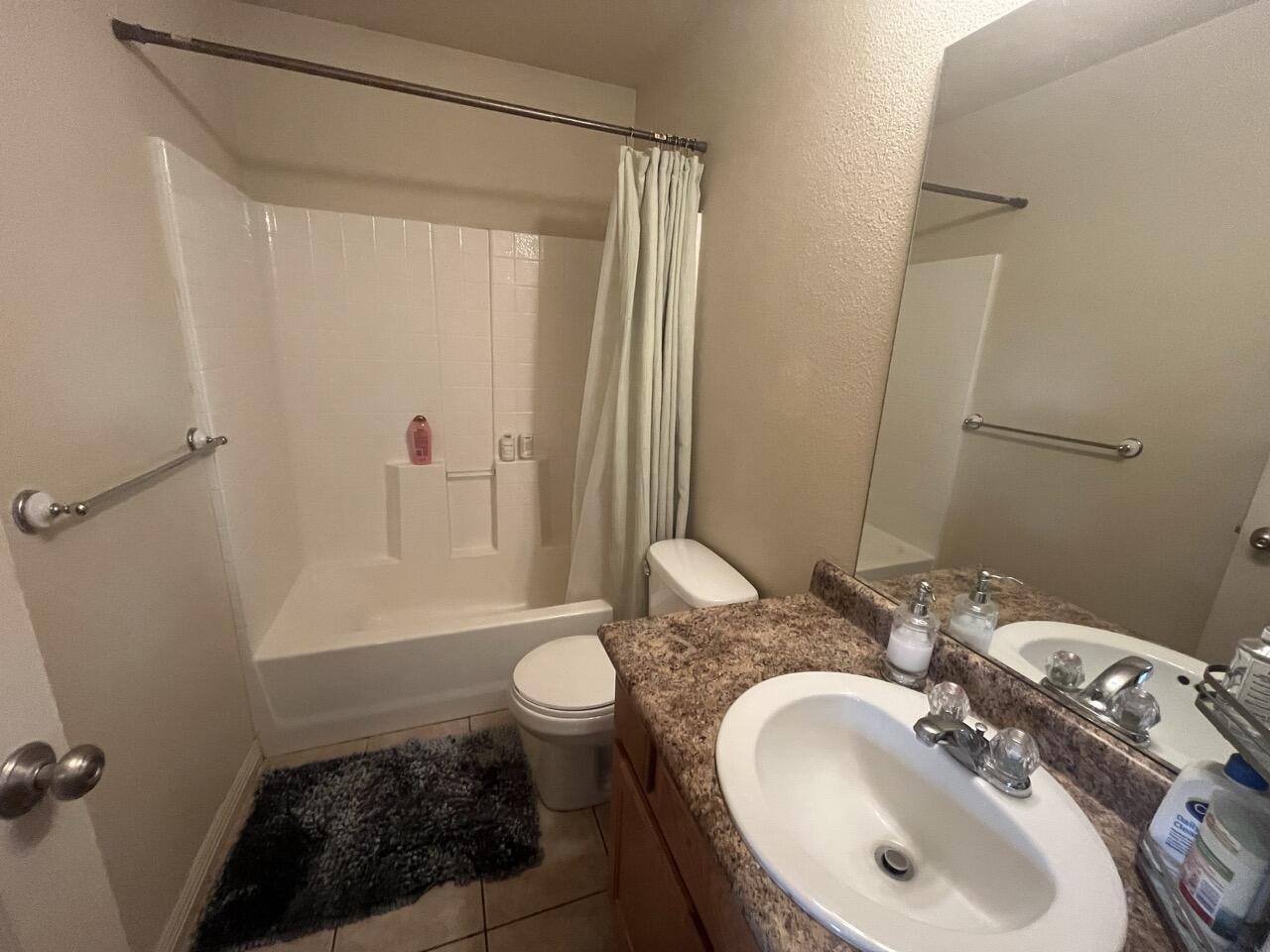 HIDDEN VALLEY TOWN HOMES - Residential