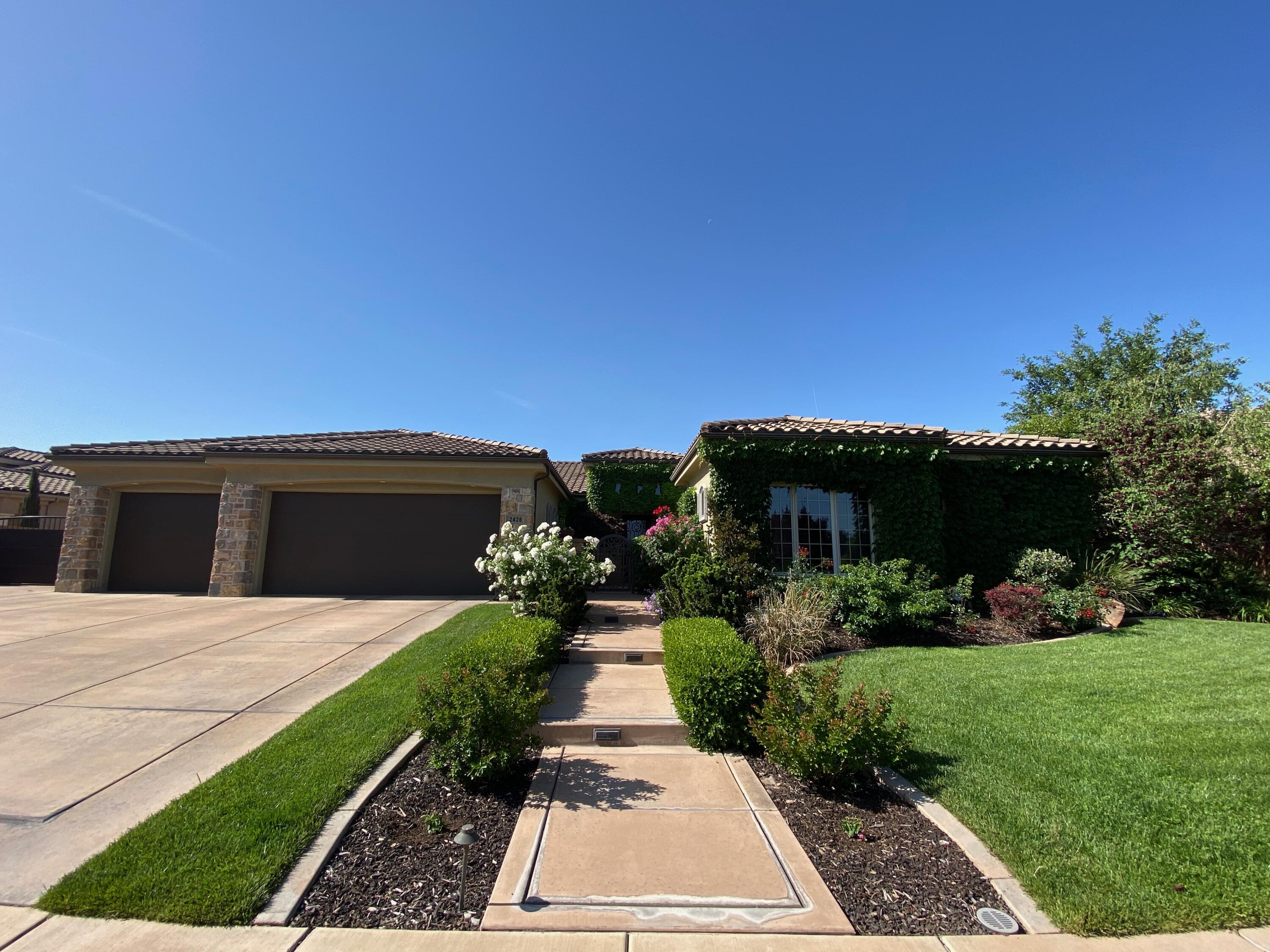 SPRINGS ESTATES - Residential