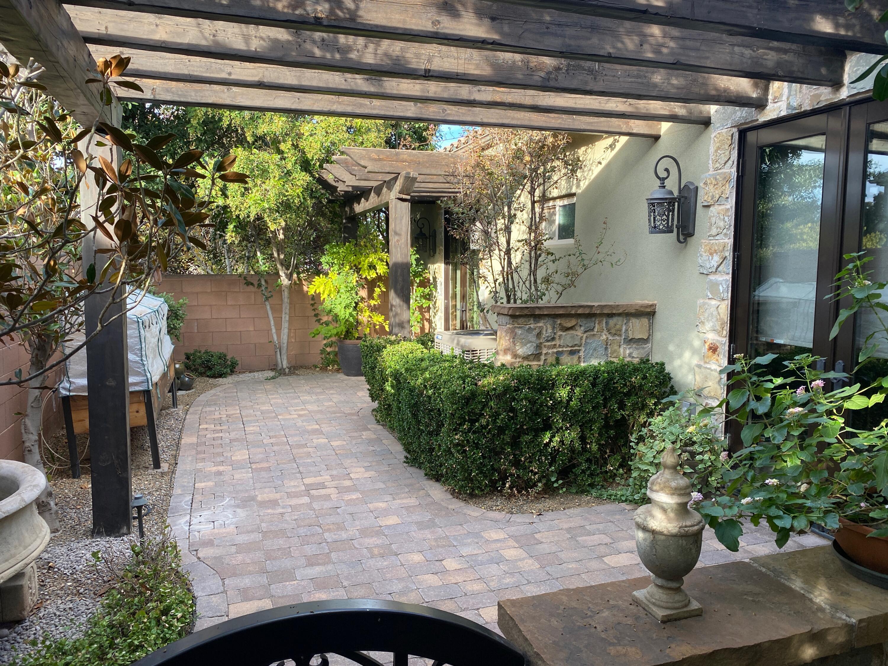 SPRINGS ESTATES - Residential