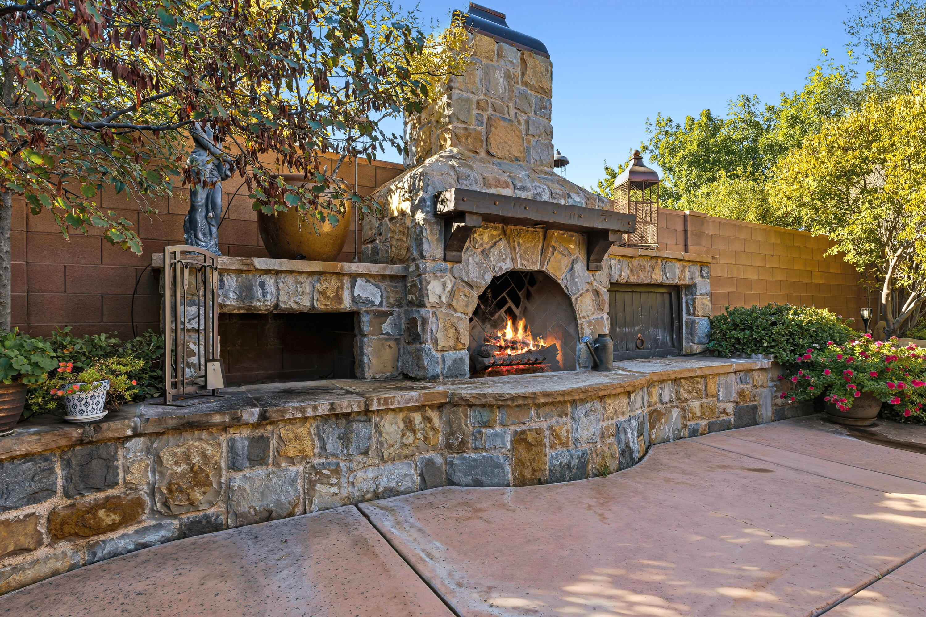 SPRINGS ESTATES - Residential