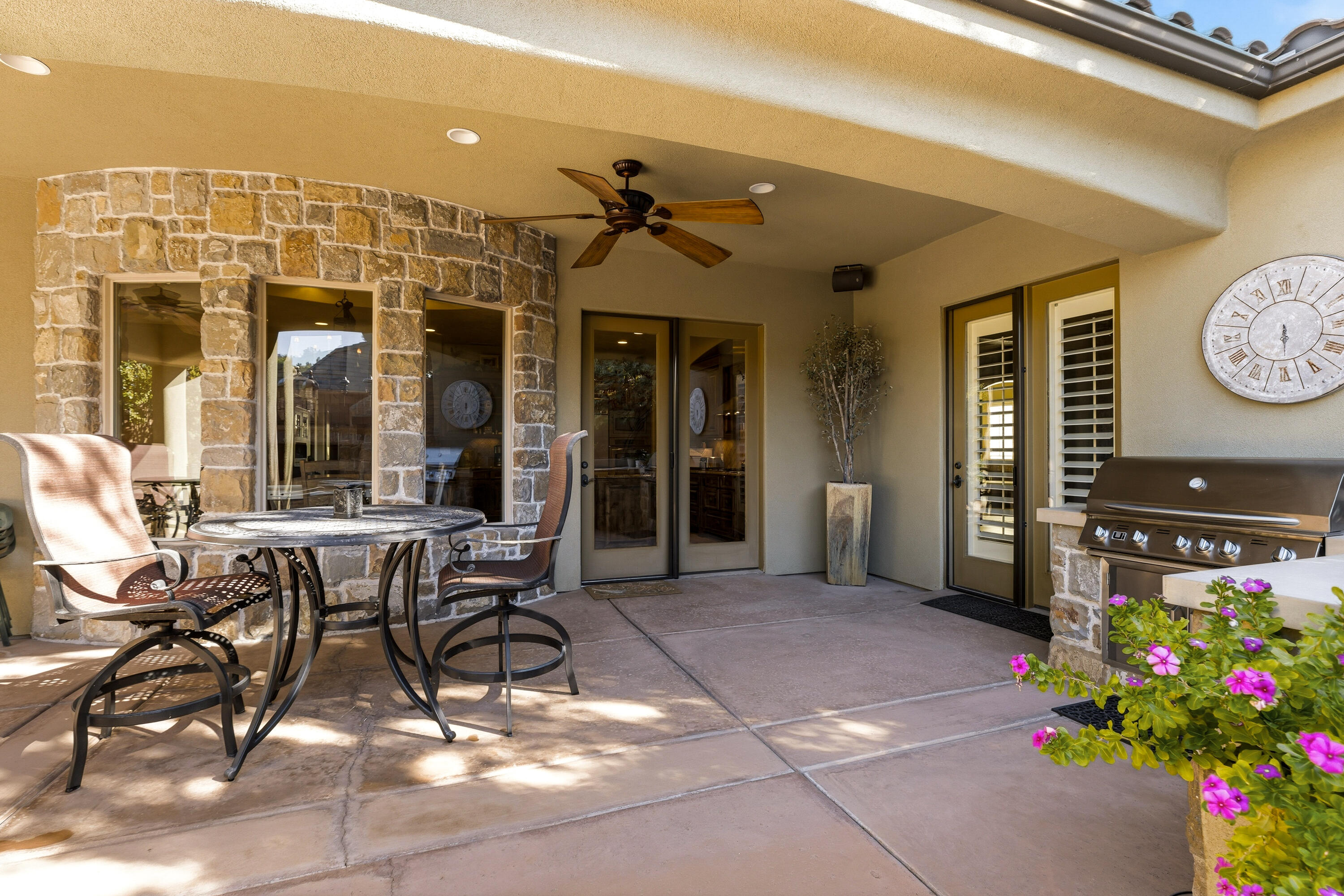 SPRINGS ESTATES - Residential