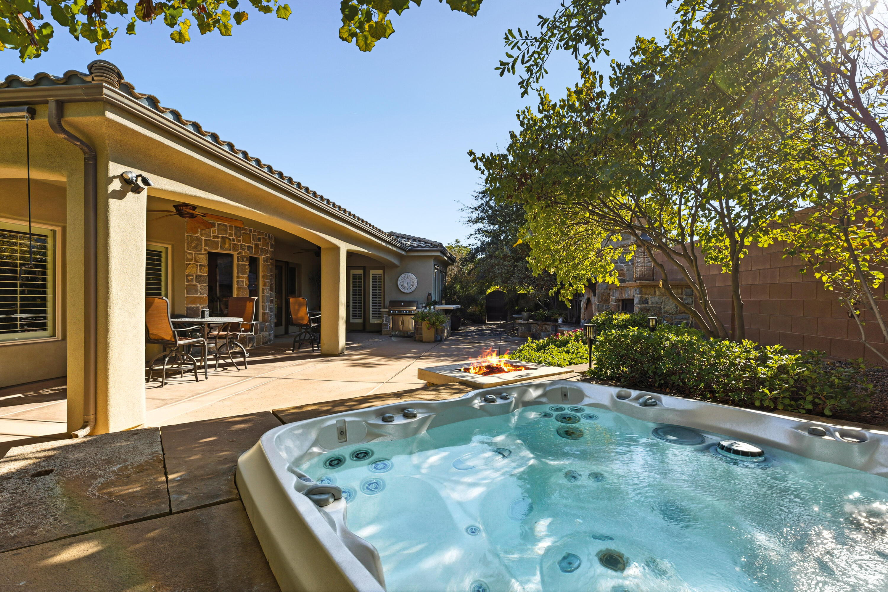 SPRINGS ESTATES - Residential