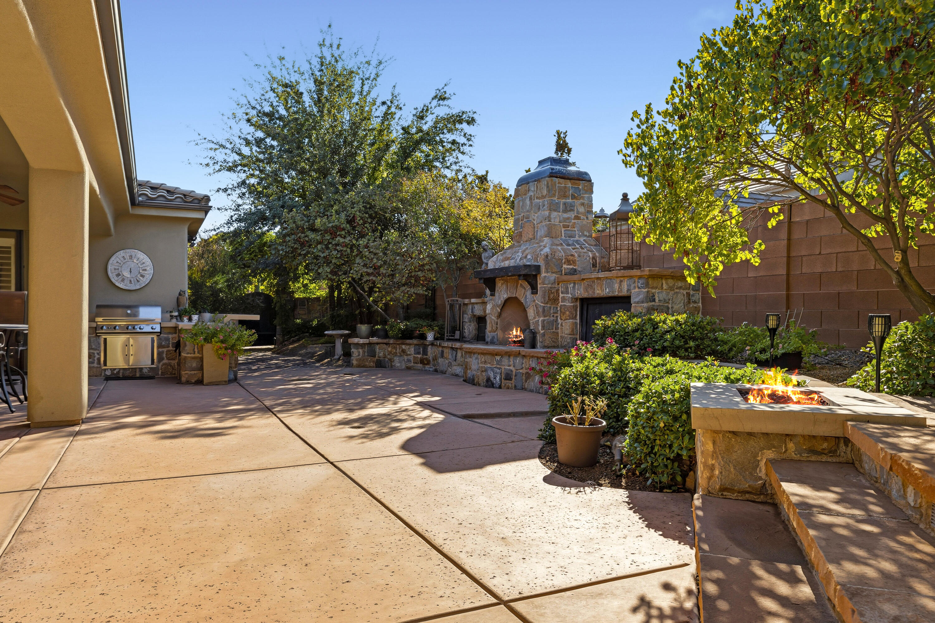 SPRINGS ESTATES - Residential