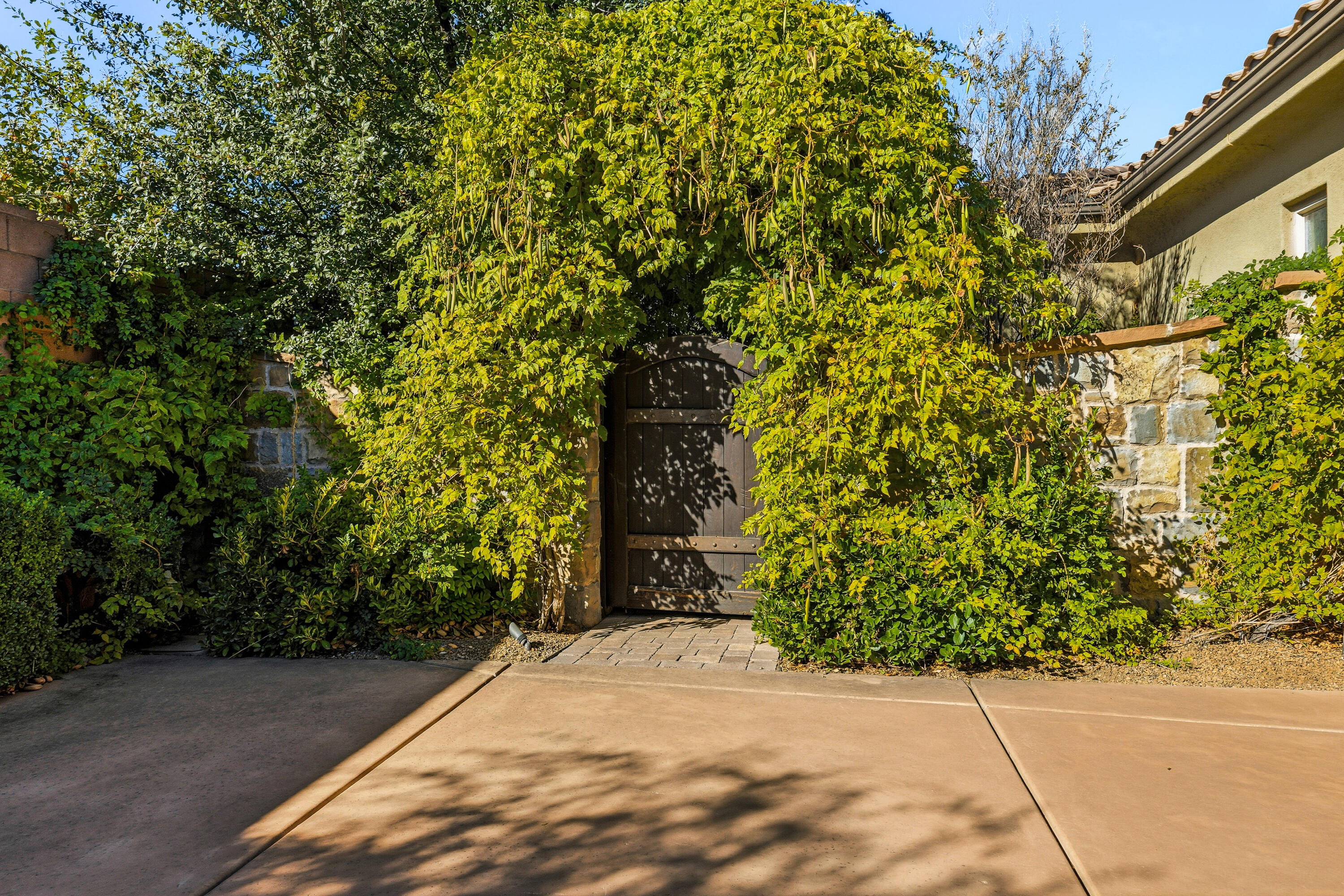 SPRINGS ESTATES - Residential