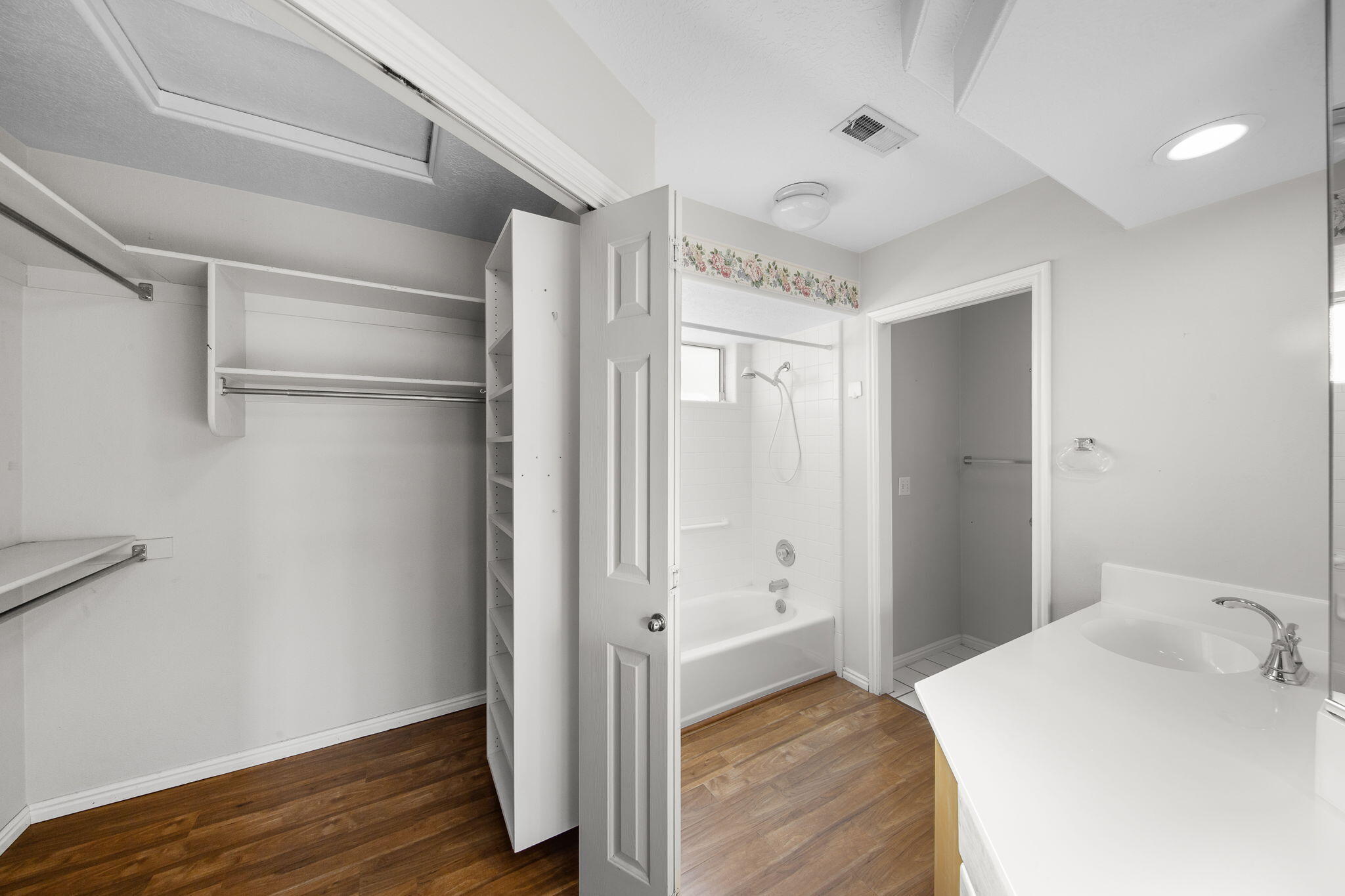 VISTA DEL SOL TOWNHOMES - Residential