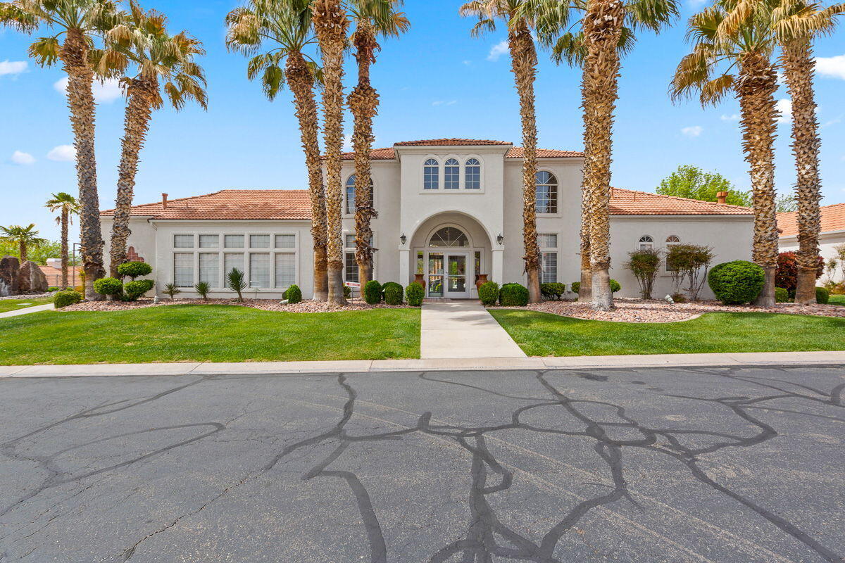 VISTA DEL SOL TOWNHOMES - Residential