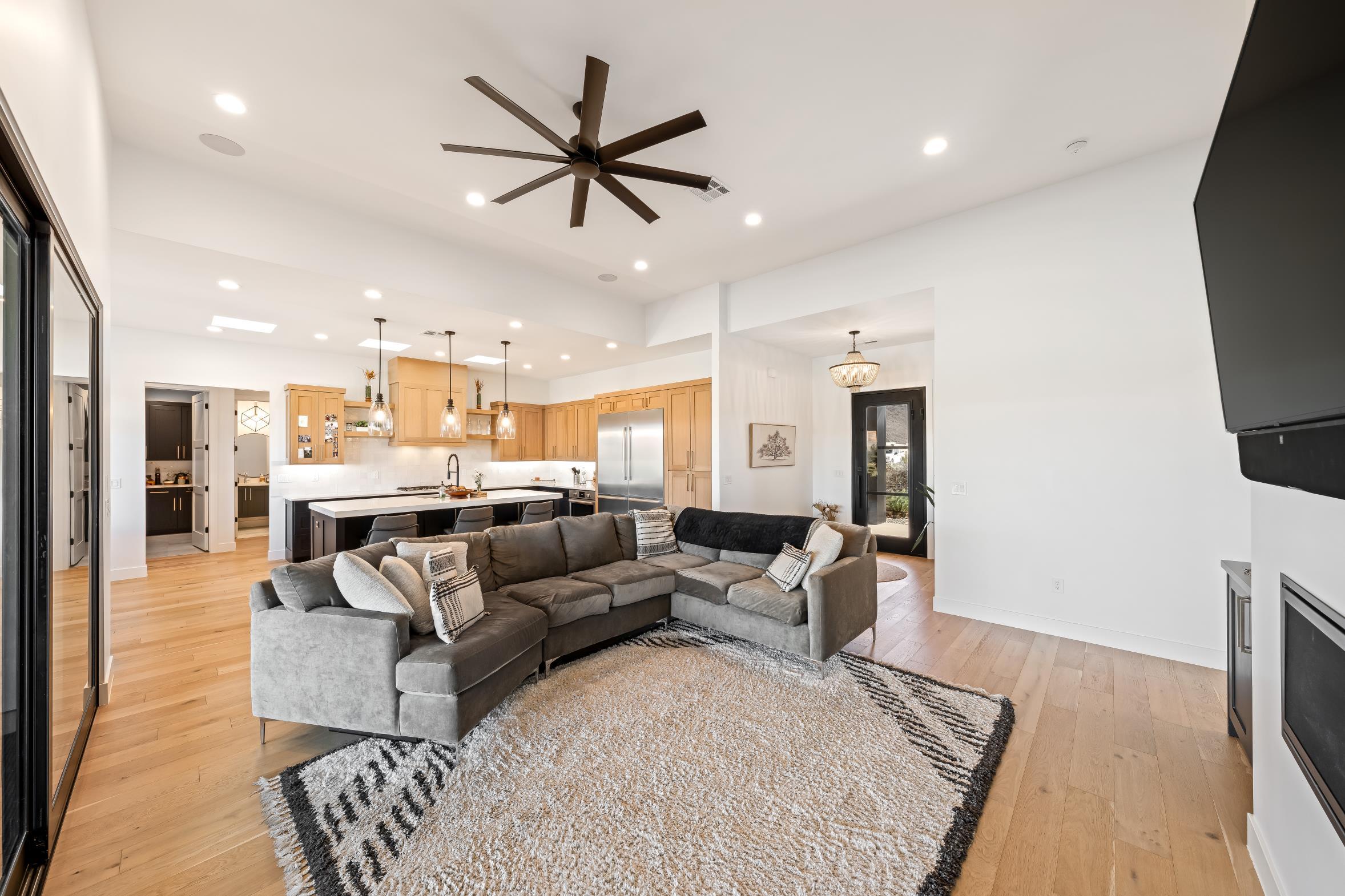 LEDGES OF ST GEORGE JOHNSON ARCH - Residential