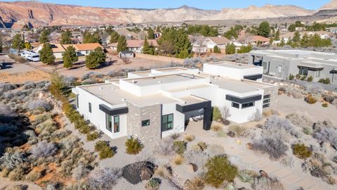 Tiny photo for 5363 N JOHNSON ARCH DR, Saint George, UT 84770 (MLS # 26-268353)