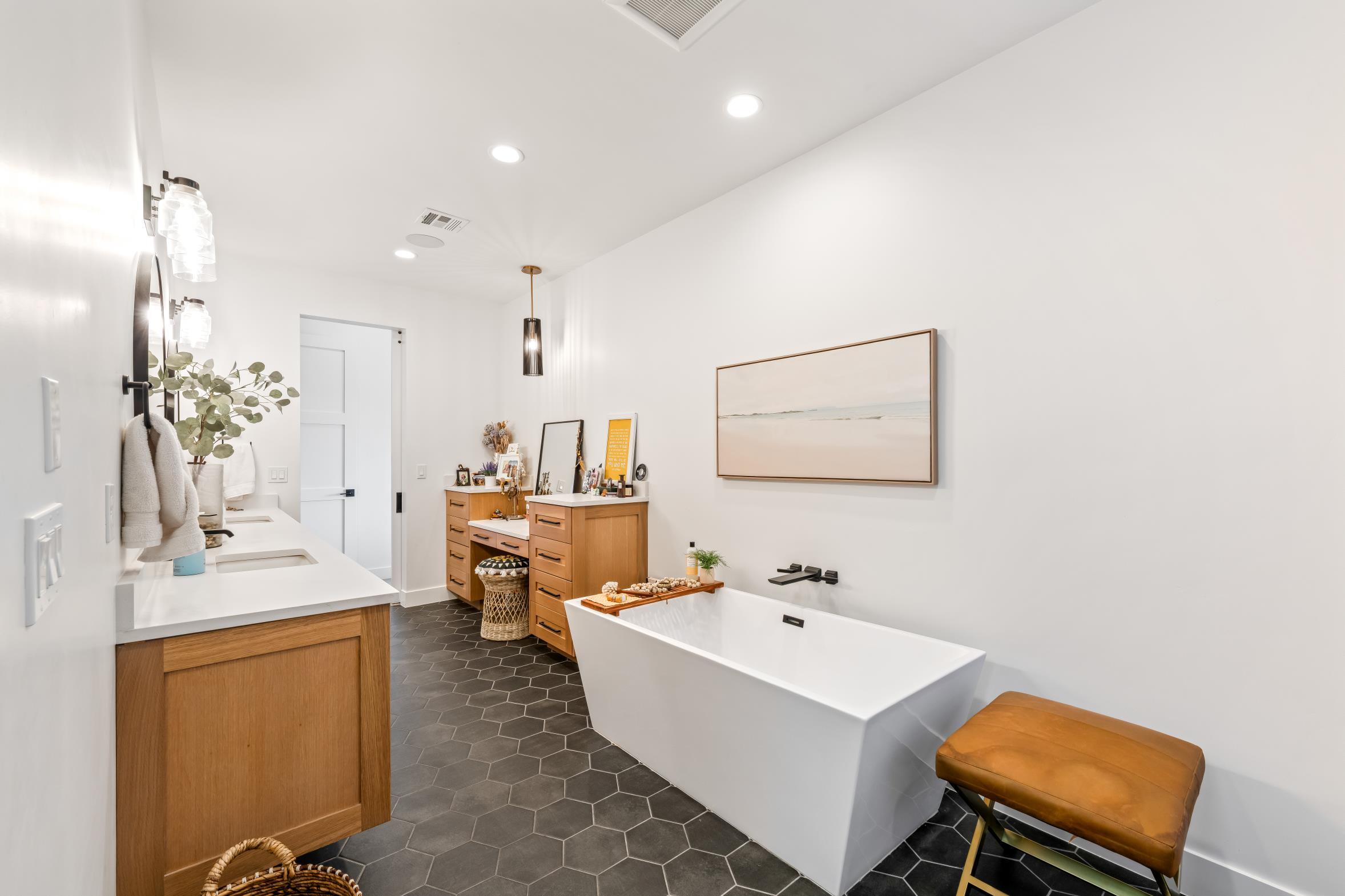 LEDGES OF ST GEORGE JOHNSON ARCH - Residential