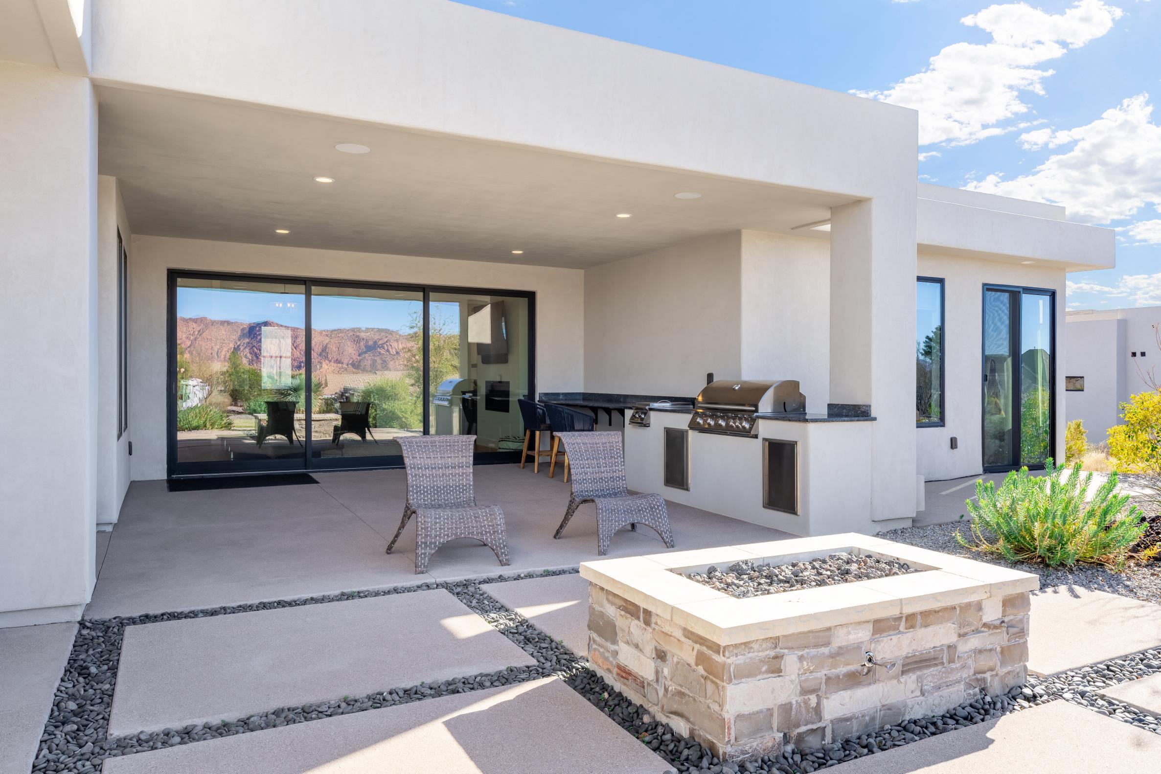 LEDGES OF ST GEORGE JOHNSON ARCH - Residential