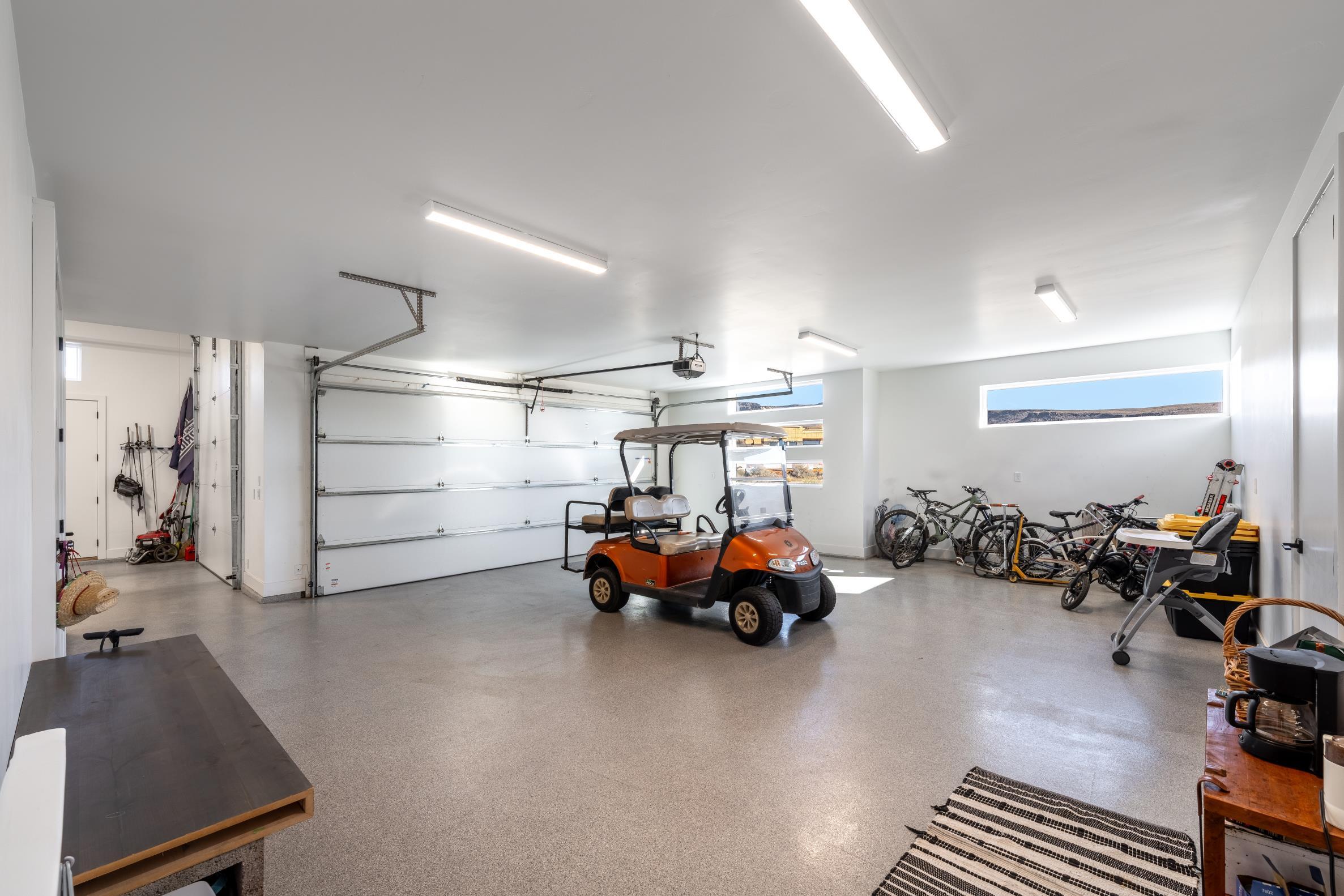 LEDGES OF ST GEORGE JOHNSON ARCH - Residential