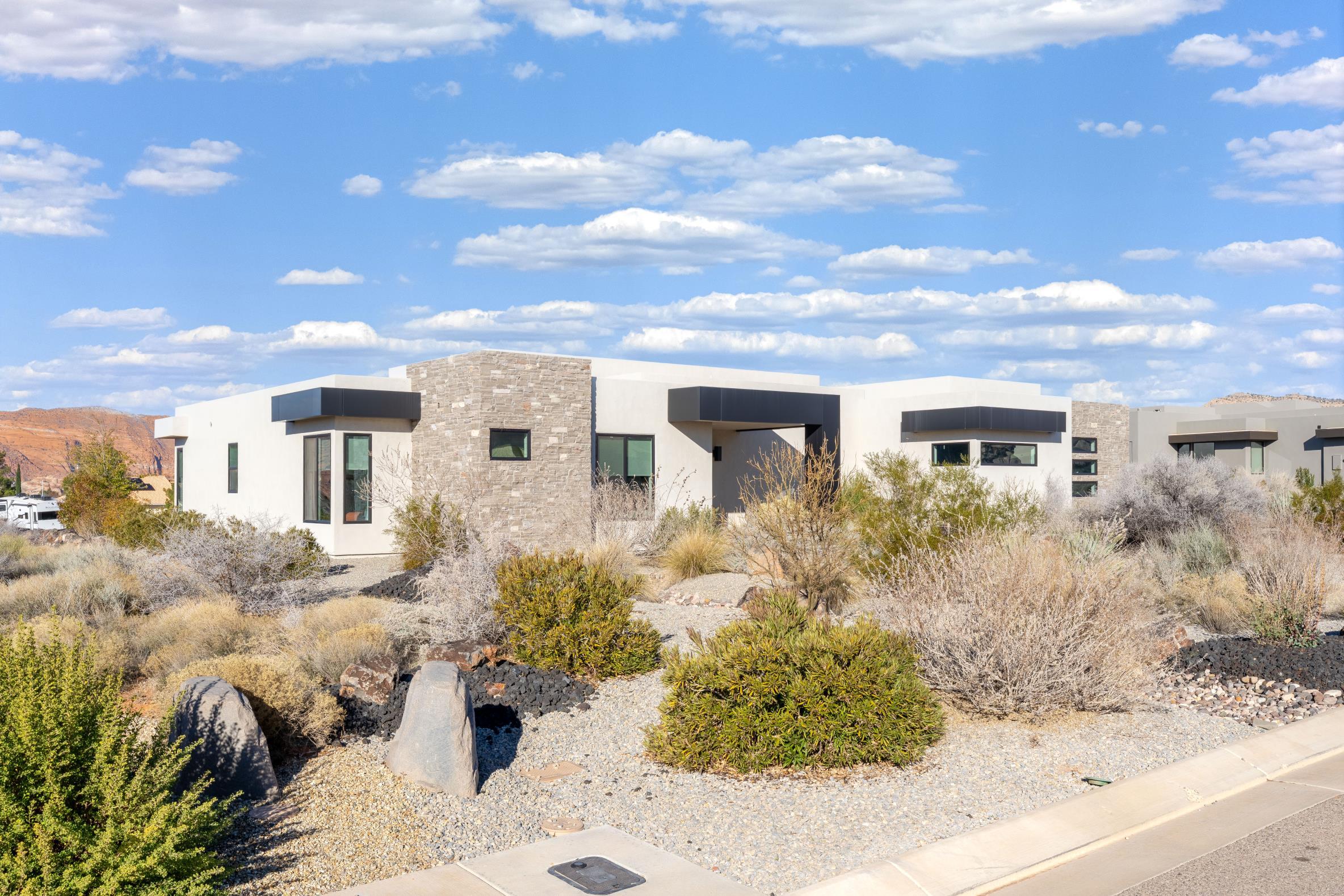 LEDGES OF ST GEORGE JOHNSON ARCH - Residential
