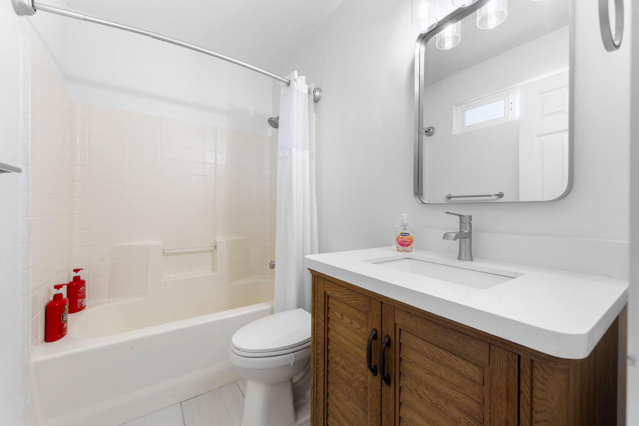 SPRING HILL ESTATES - Residential