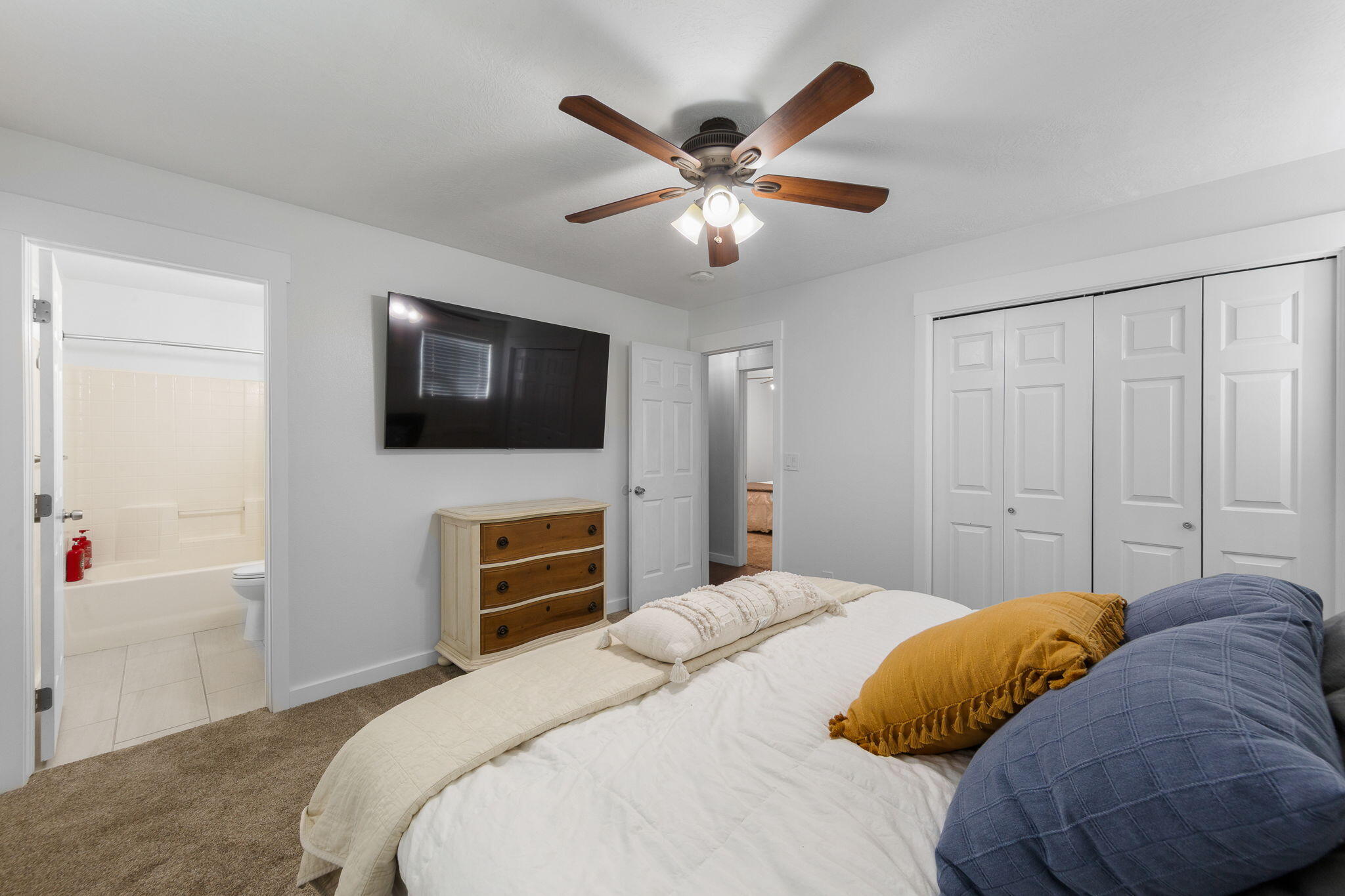 SPRING HILL ESTATES - Residential