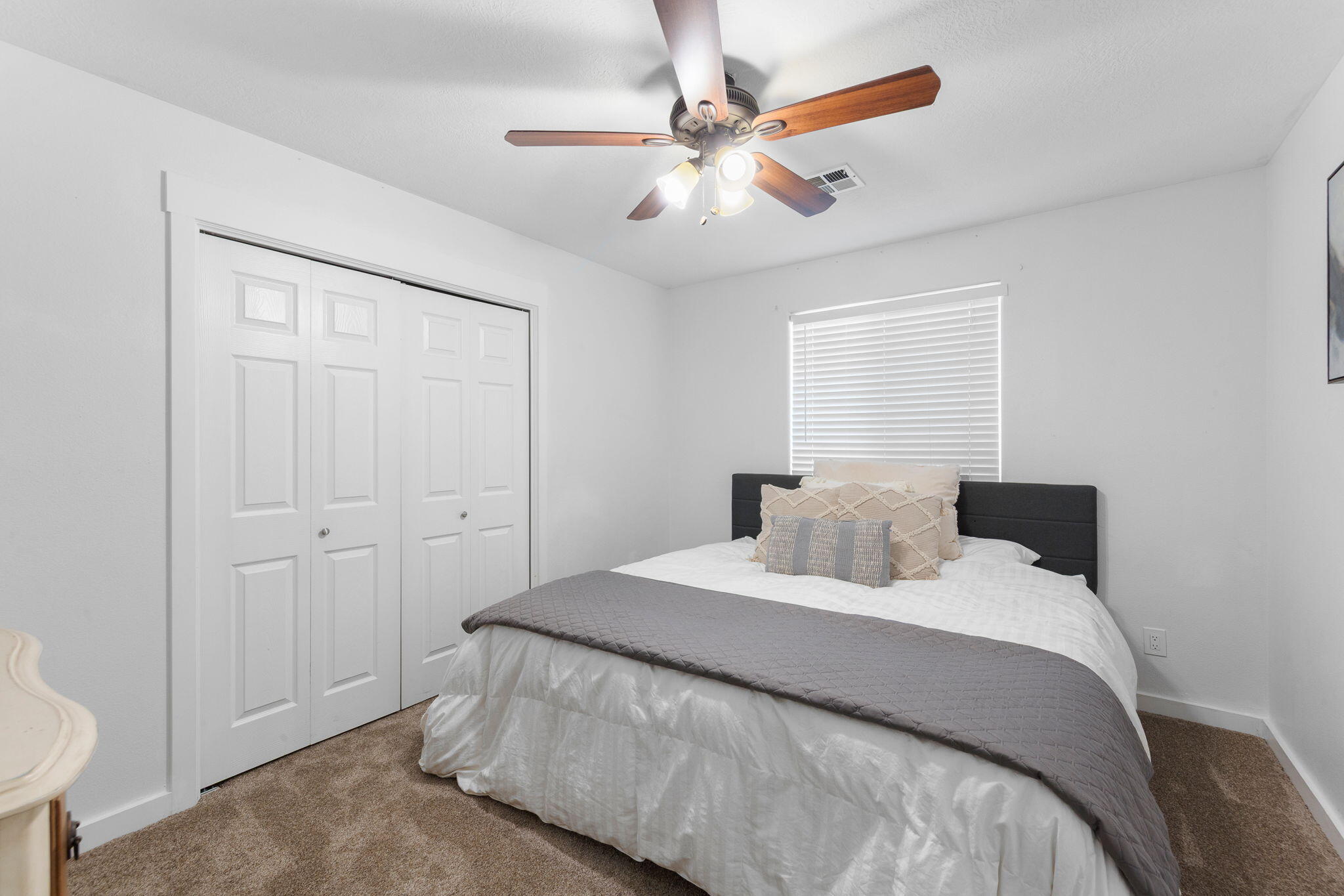SPRING HILL ESTATES - Residential