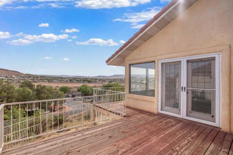 Tiny photo for 3053 S SWEETGUM CIR, Saint George, UT 84790 (MLS # 26-271795)