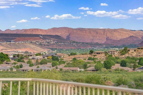 Tiny photo for 3053 S SWEETGUM CIR, Saint George, UT 84790 (MLS # 26-271795)