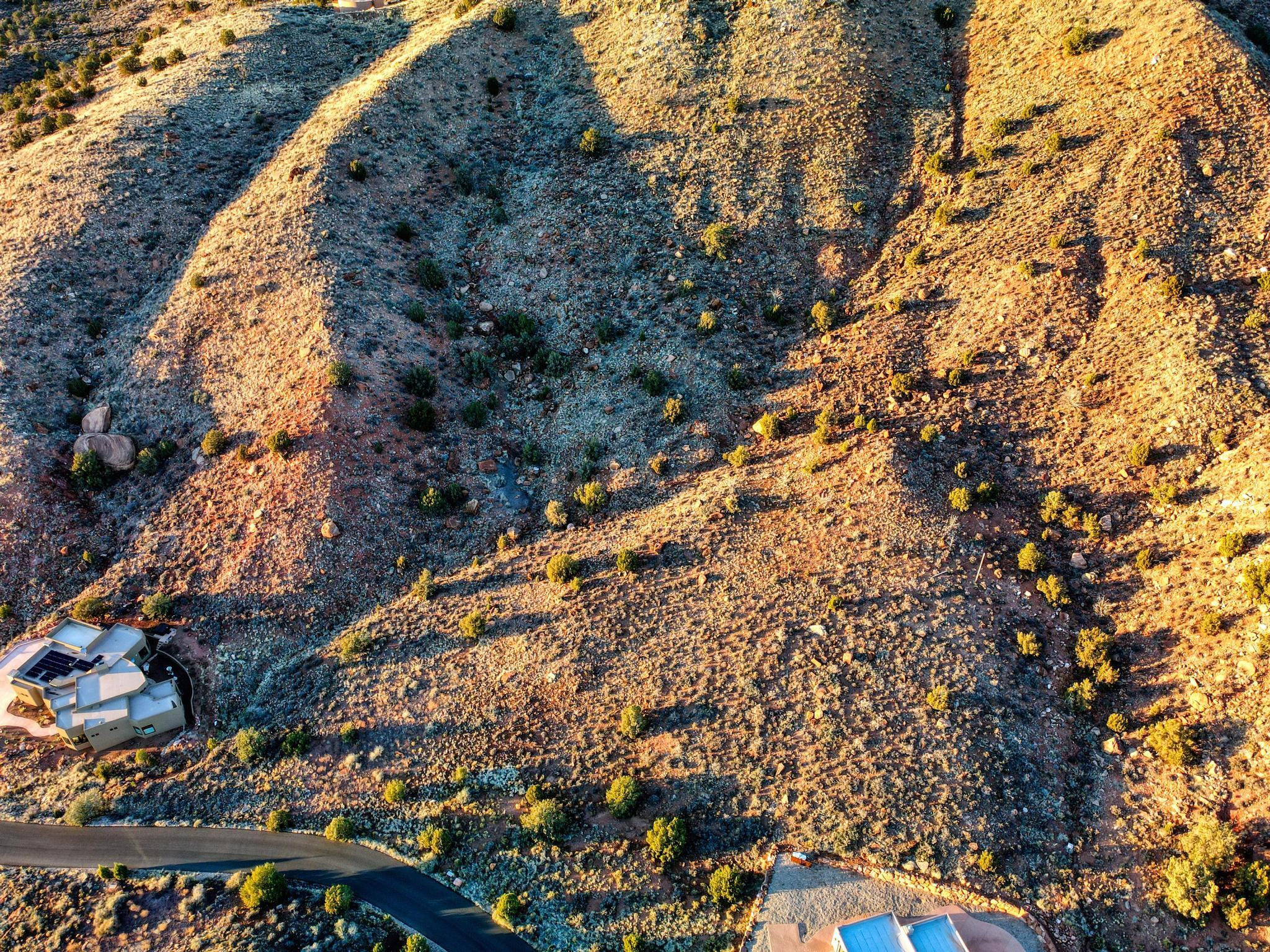 ANASAZI PLATEAU - Land