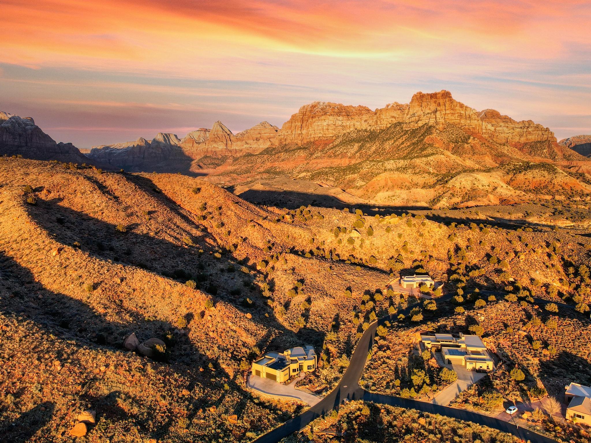 ANASAZI PLATEAU - Land