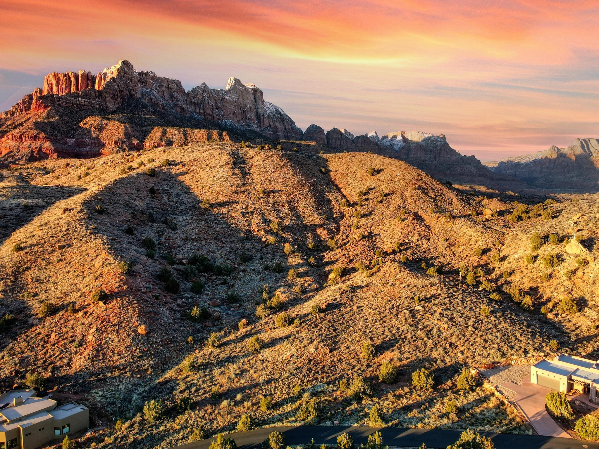 ANASAZI PLATEAU - Land