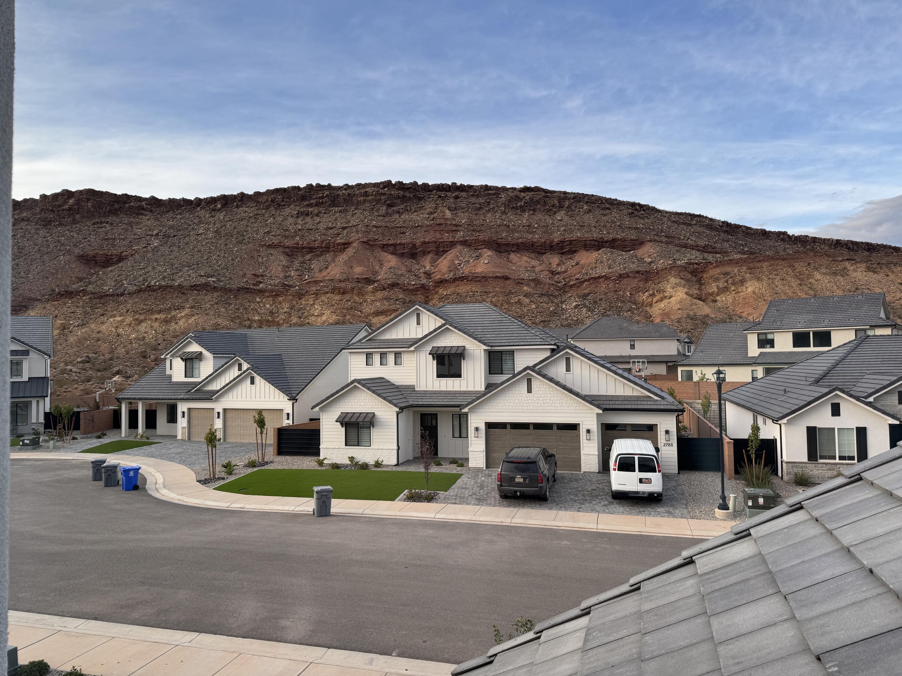 RED MESA AT SUNRISE VALLEY - Residential