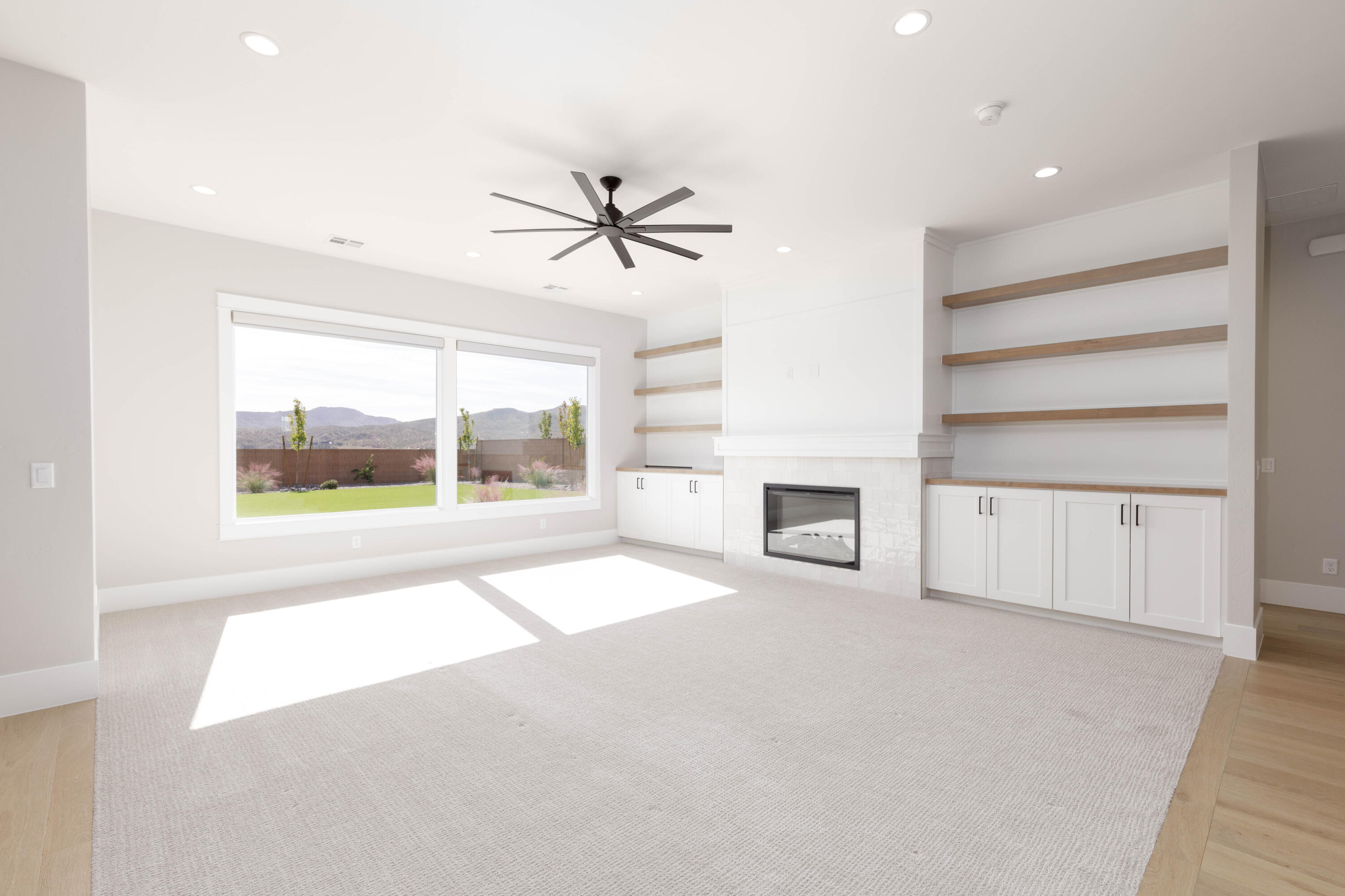 RED MESA AT SUNRISE VALLEY - Residential