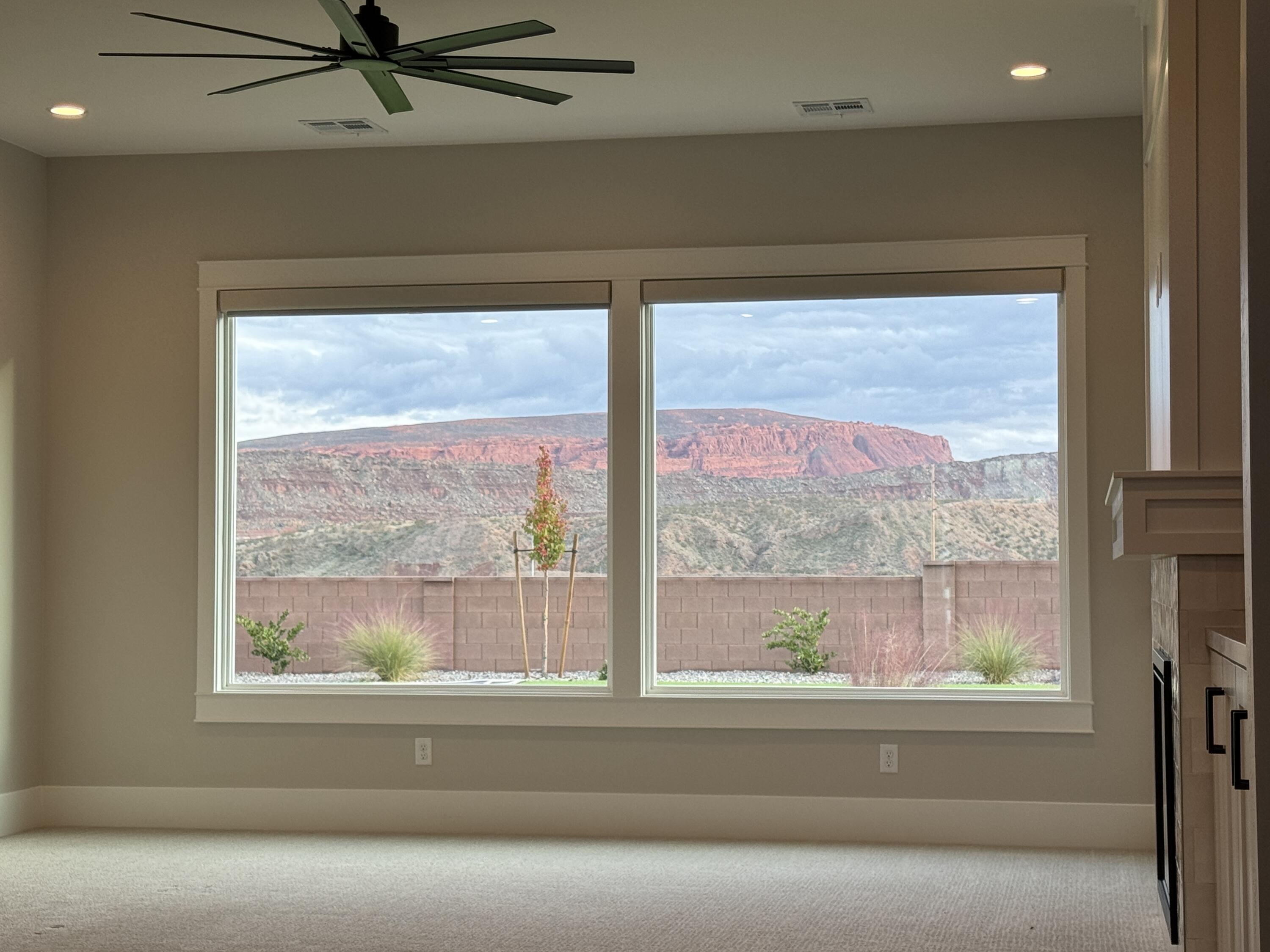 RED MESA AT SUNRISE VALLEY - Residential