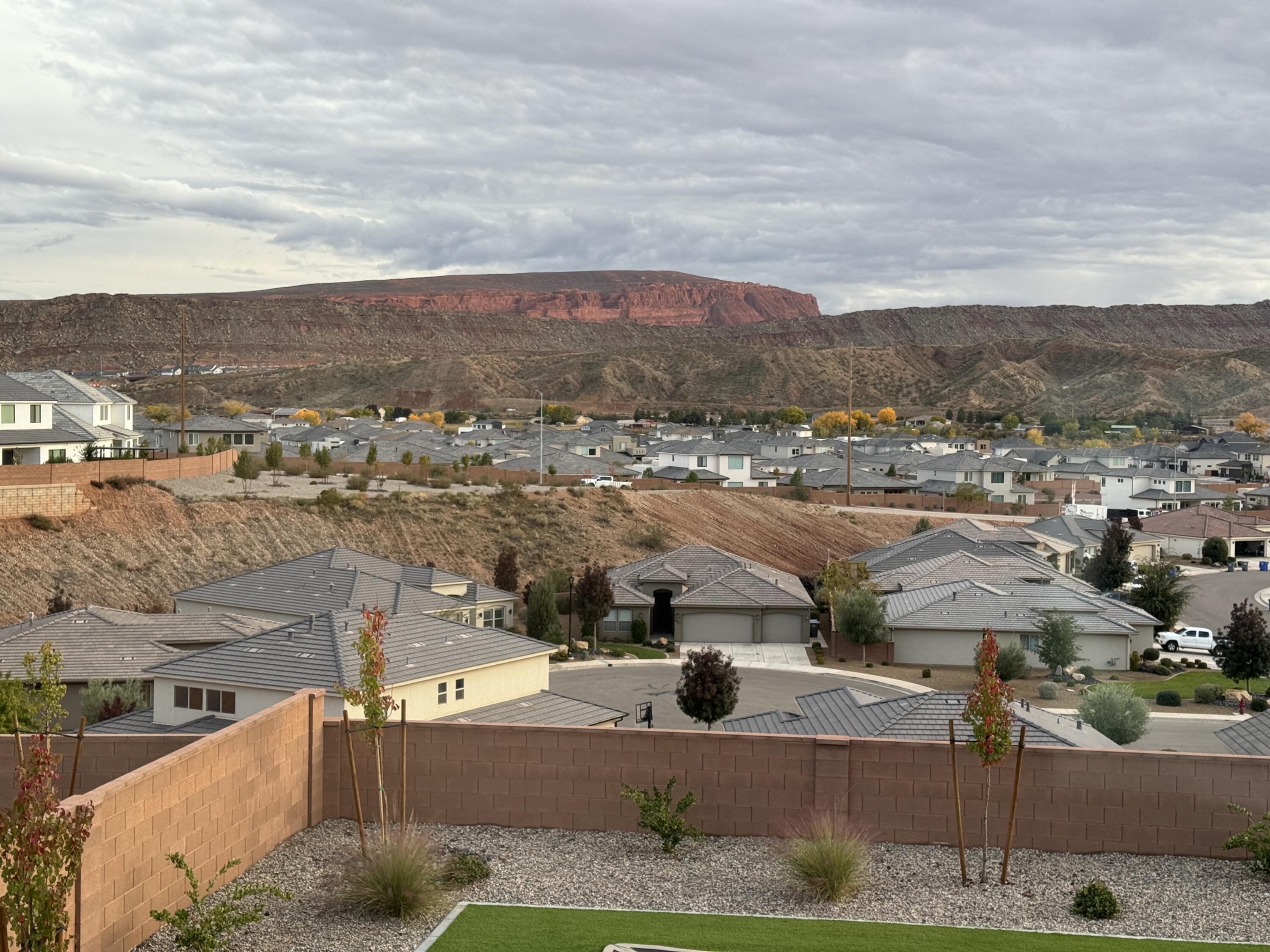 RED MESA AT SUNRISE VALLEY - Residential