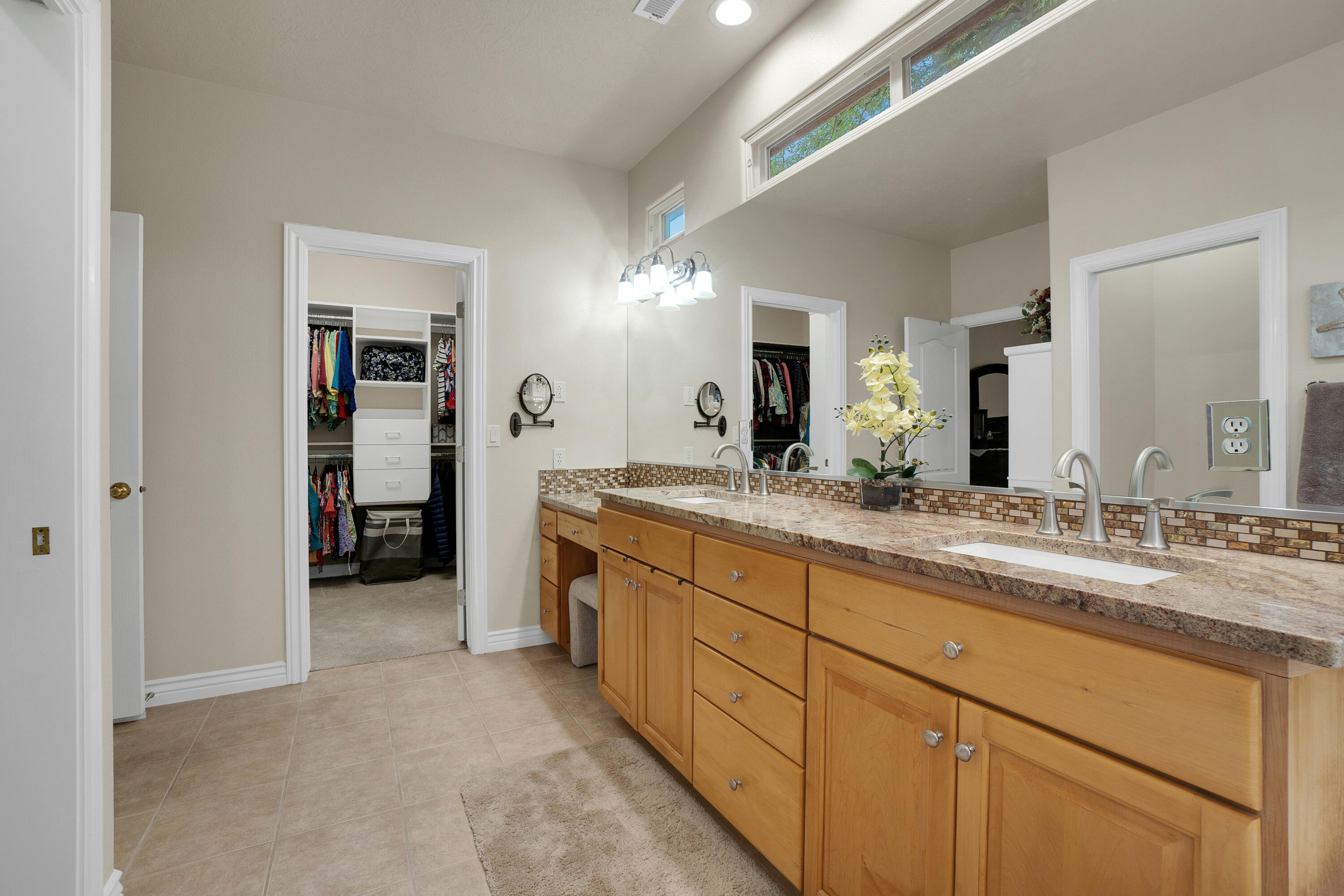 LAS ENTRADAS AT GREEN SPRING - Residential