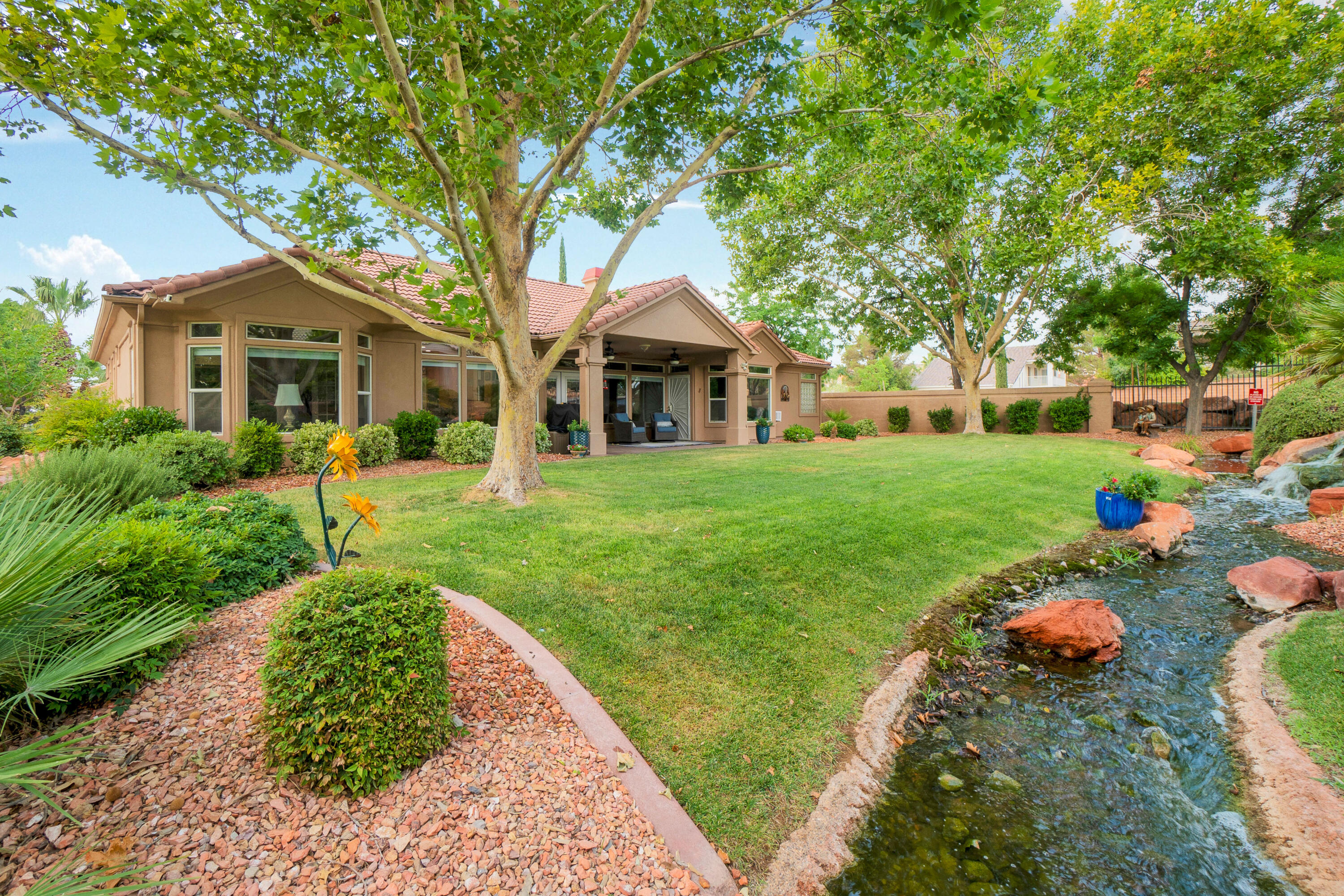 LAS ENTRADAS AT GREEN SPRING - Residential