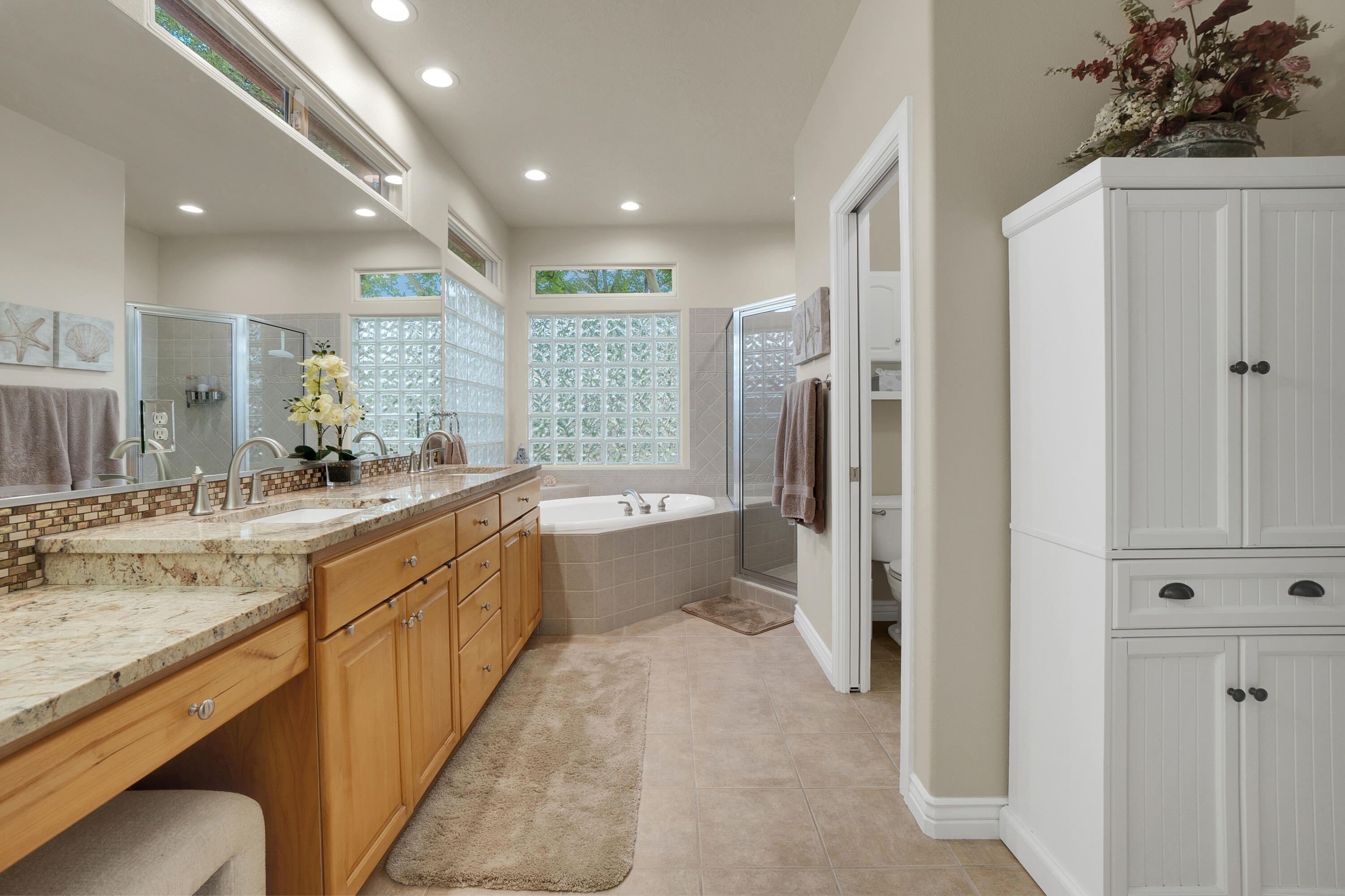 LAS ENTRADAS AT GREEN SPRING - Residential